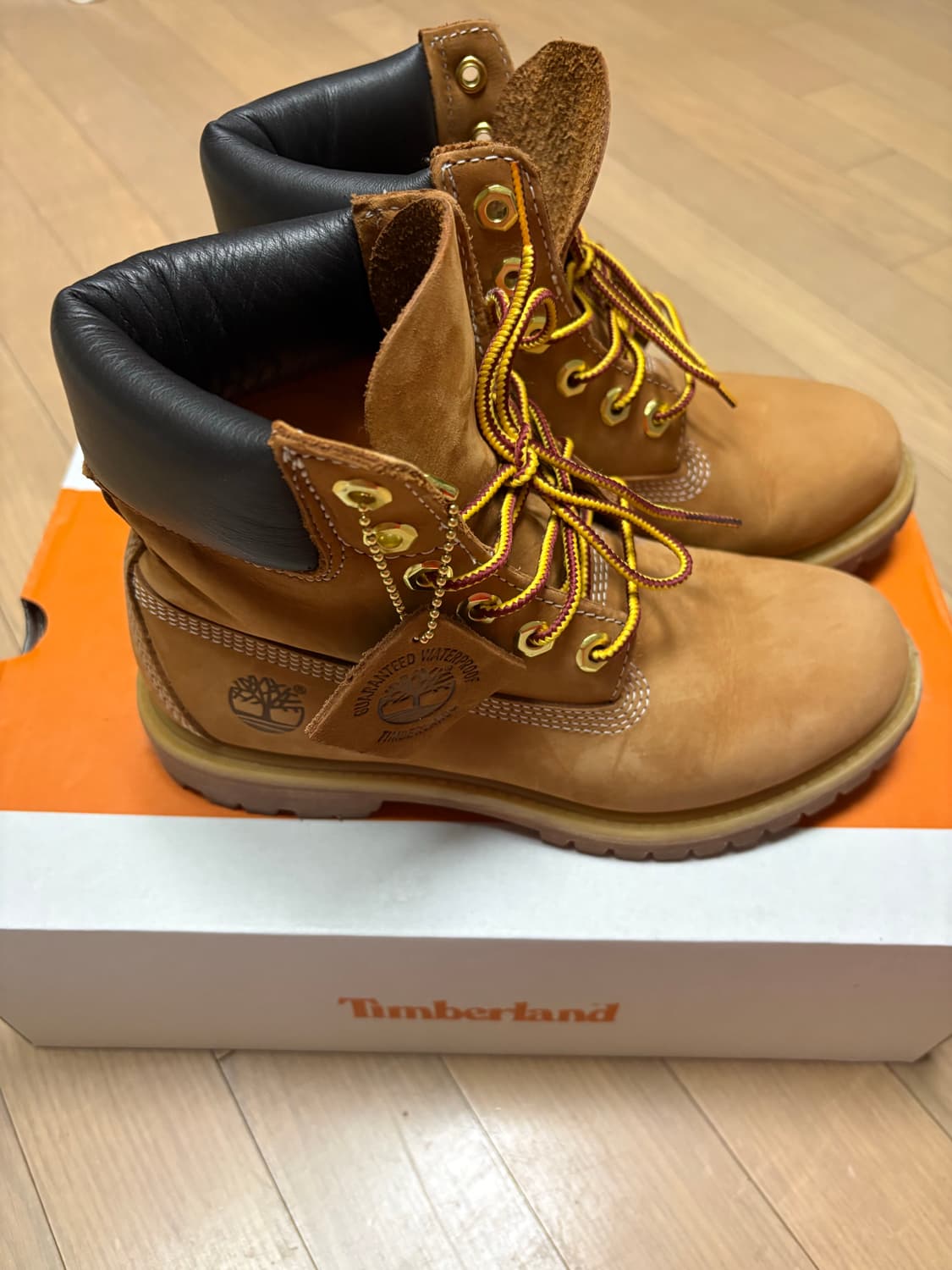 팀버랜드 프리미엄 6인치 워터프루프 부츠 상품이미지1