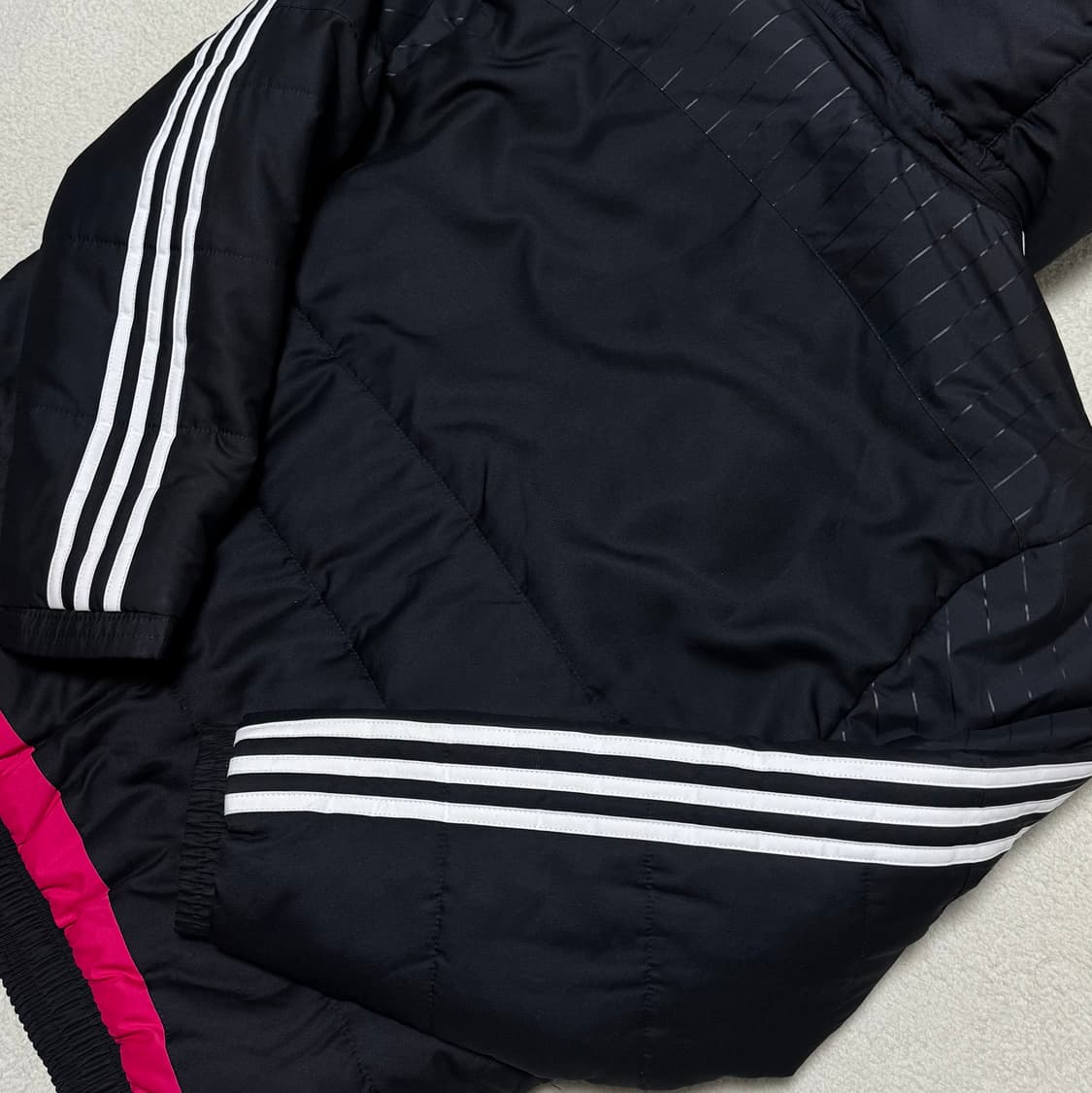 아디다스 유벤투스 블랙핑크 검핑 패딩 상품이미지8
