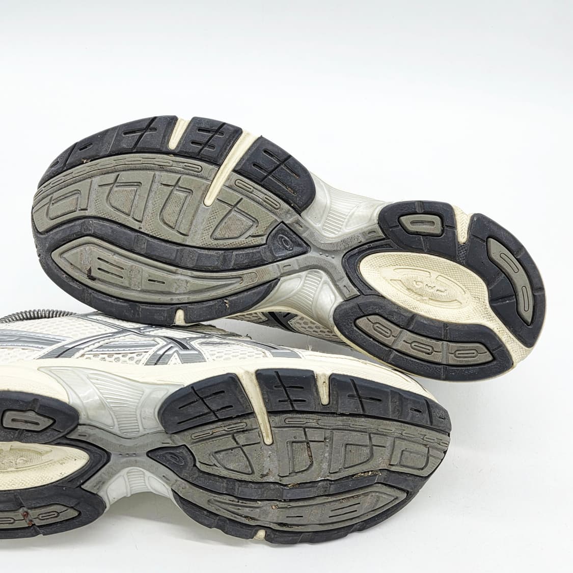 아식스 우먼스 젤 1130 크림 클레이 그레이 (250) 상품이미지3