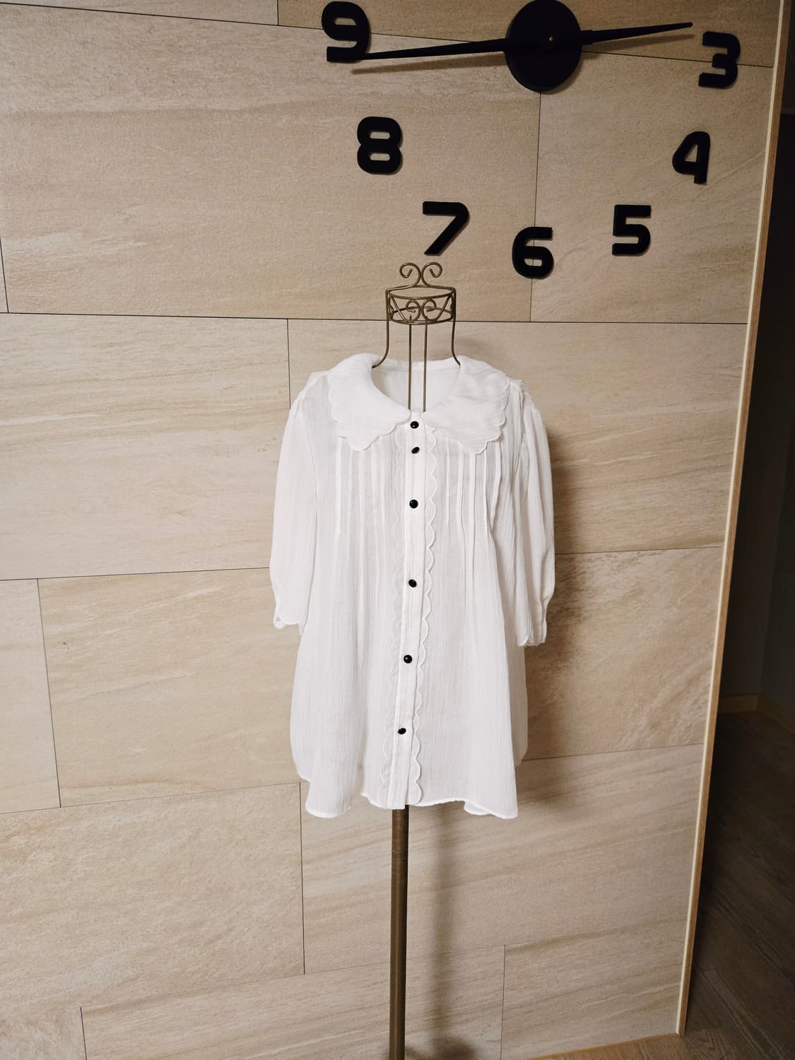 [82] MINE 마인 물결 블라우스 2024 상품이미지1