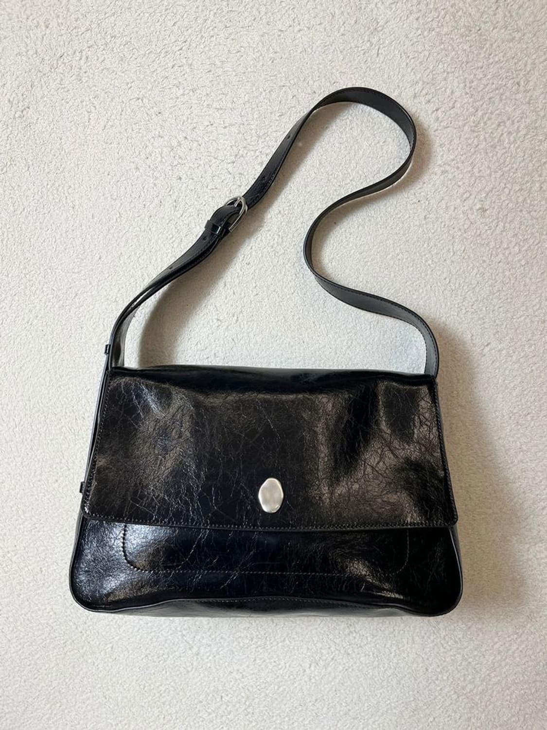 오스트카카 OSTKAKA 카델 바게트 소가죽 숄더백 A1809 상품이미지1