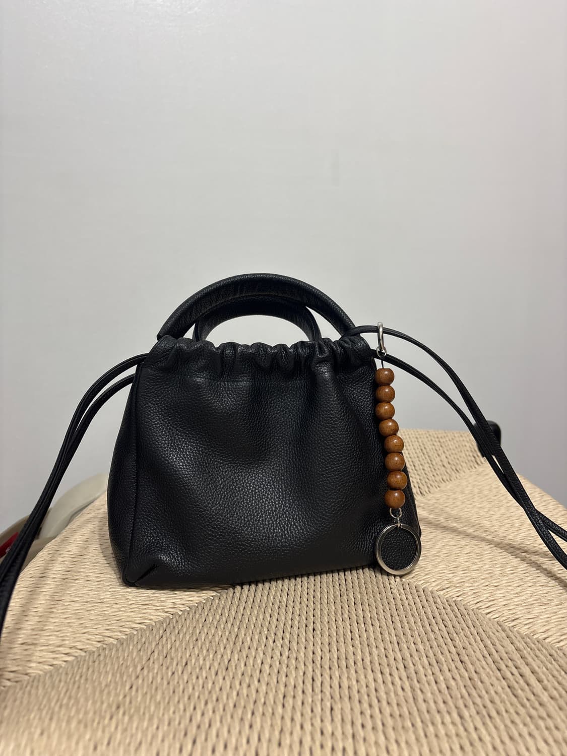 쥬바인 TRI-Bag small black 숄더 토트백 상품이미지3