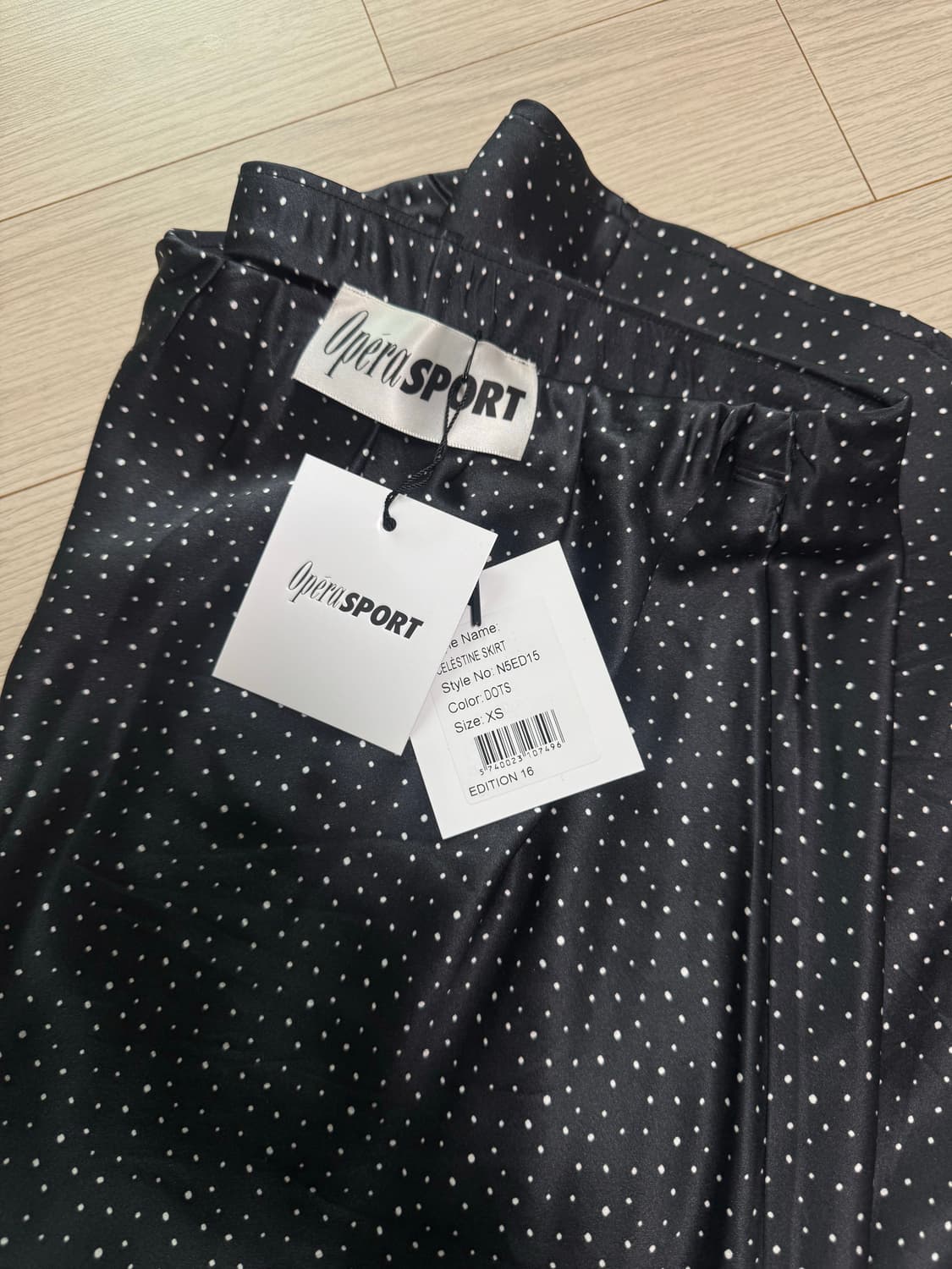 오페라스포츠 실크 미디 스커트 상품이미지3