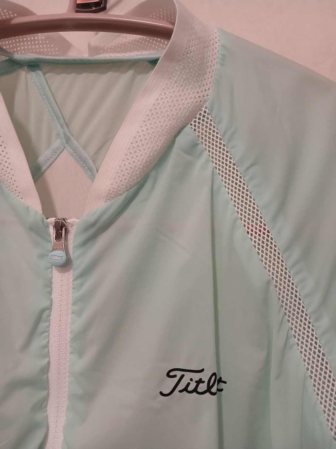 타이틀리스트 정품 여성 바람막이 85 ~ 90 사이즈 상품이미지2