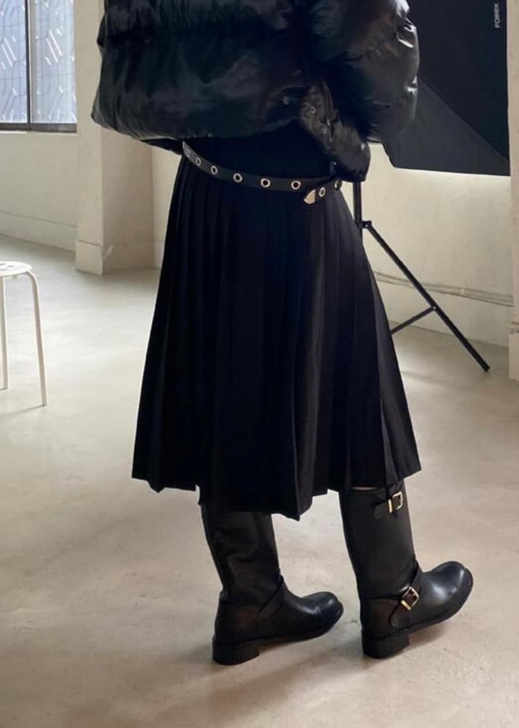 어나더랭귀지 플리츠스커트 블랙 상품이미지2