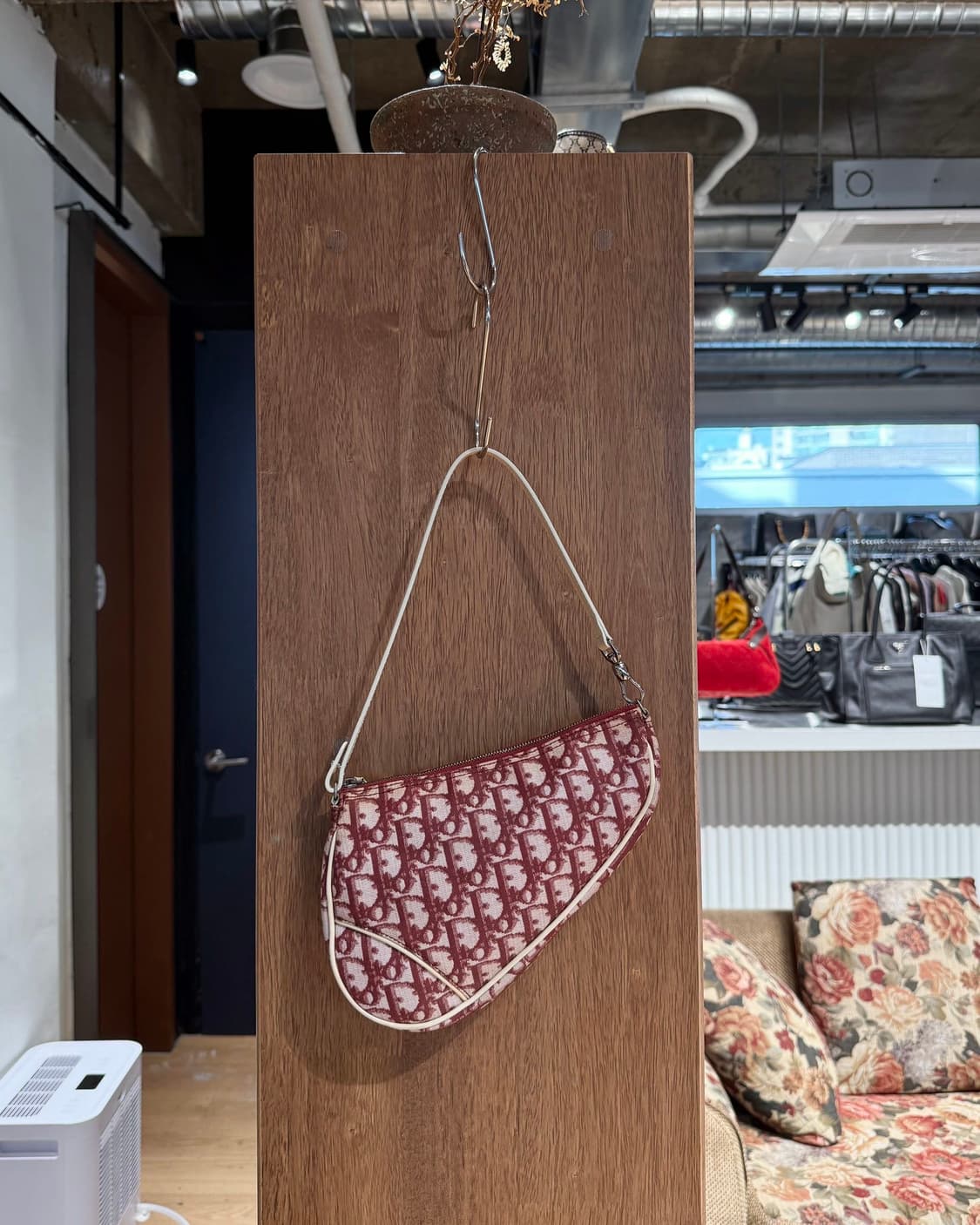 크리스찬 디올 레드 오블리크 새들 숄더백  상품이미지1