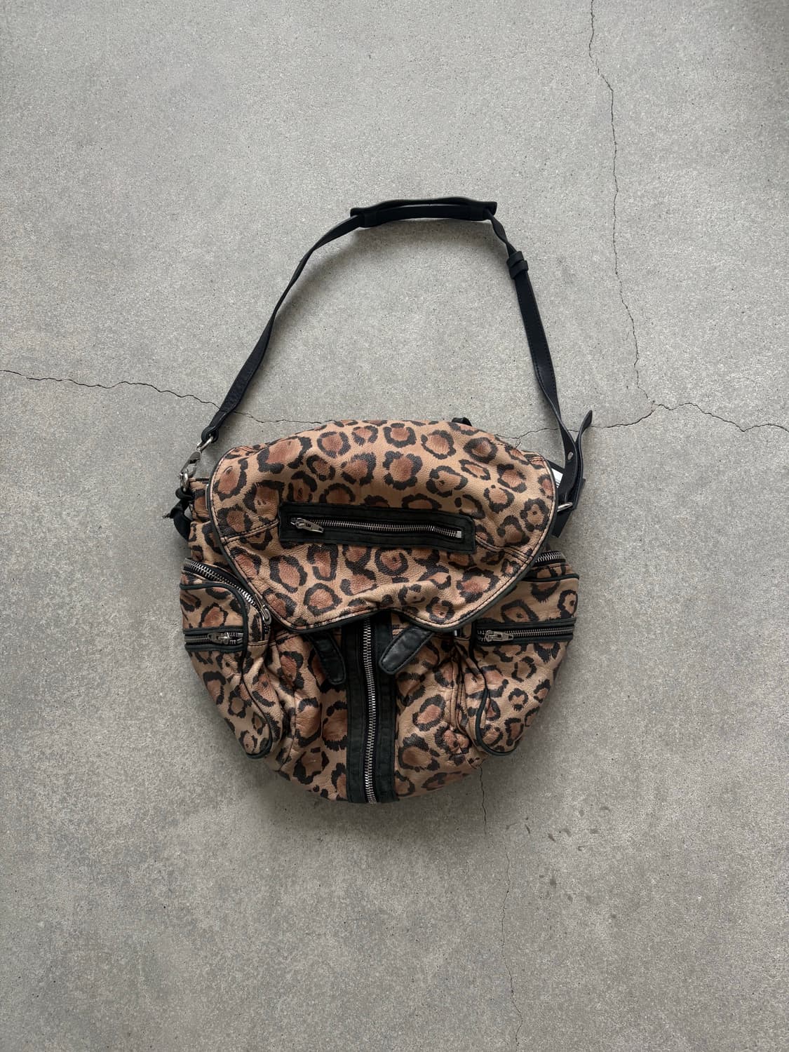 알렉산더왕 백팩 상품이미지1