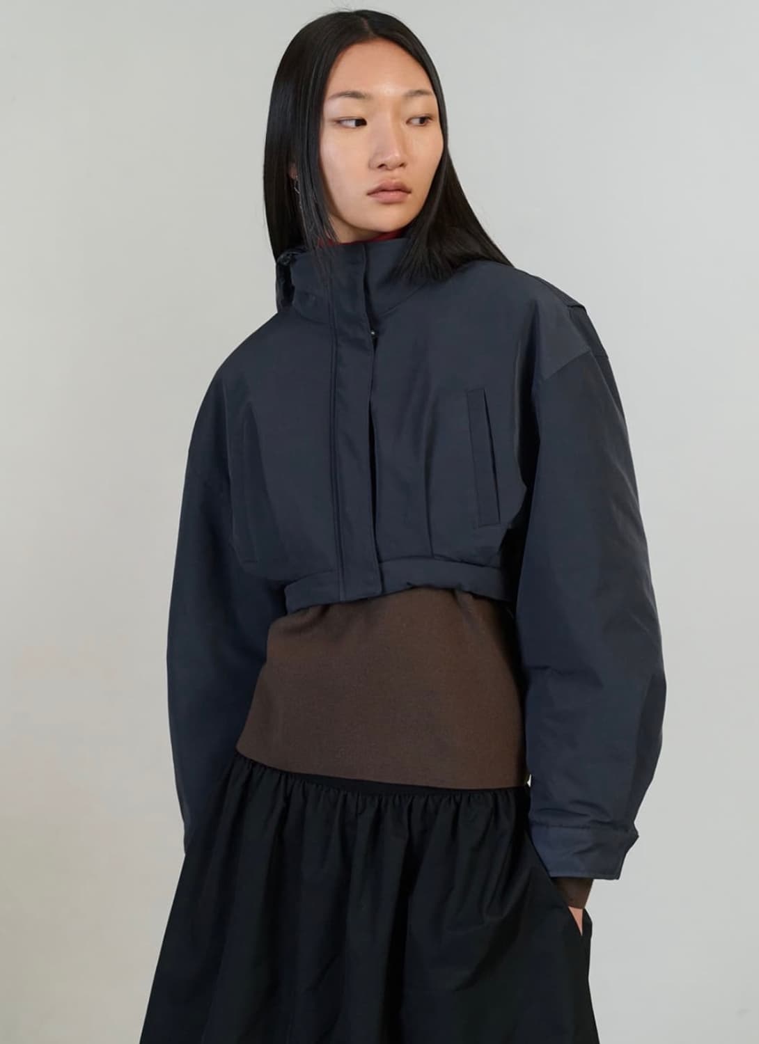 아모멘트 크롭 패딩 점퍼 상품이미지3