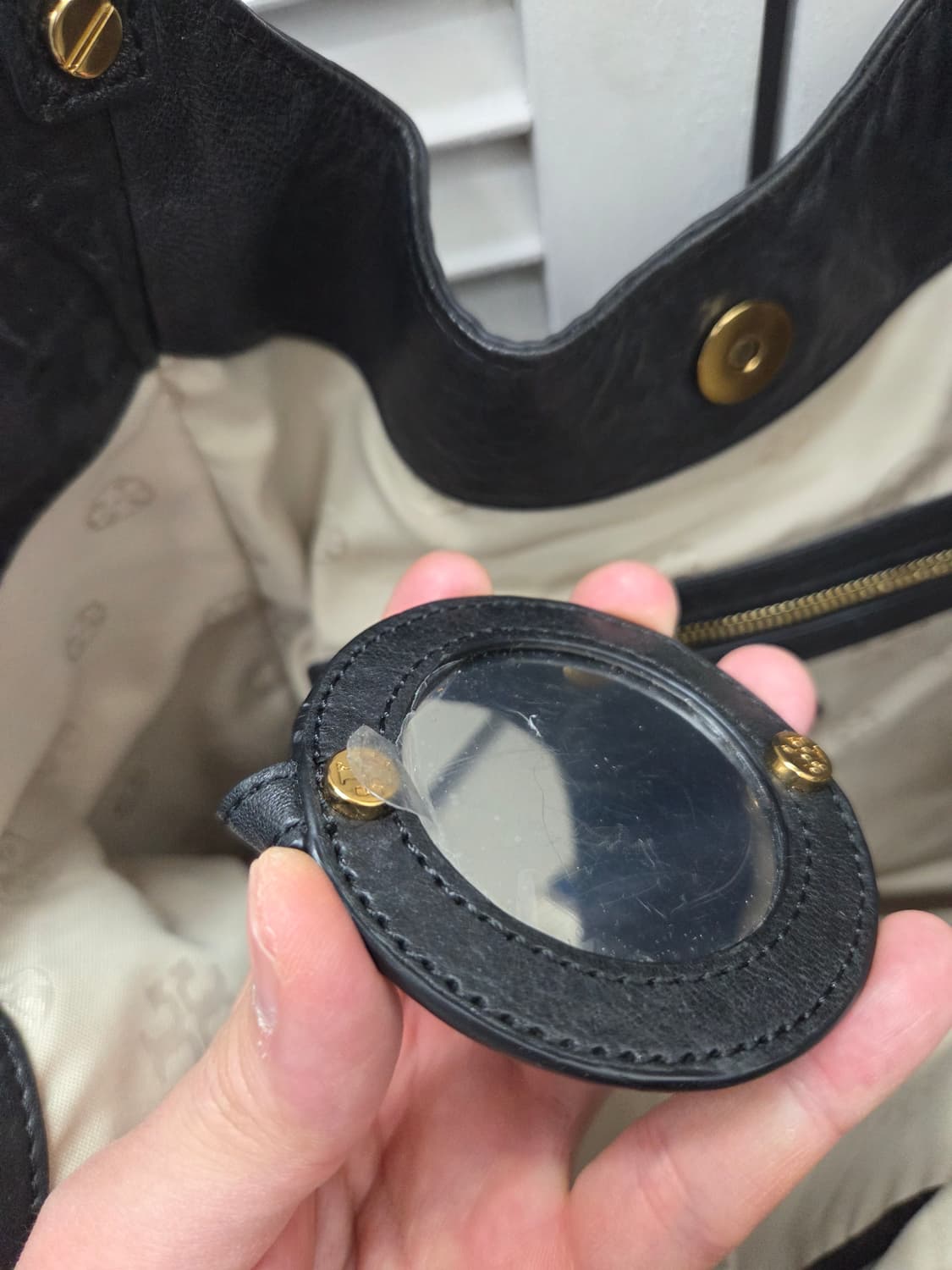 토리버치 소가죽 빅 토트백 상품이미지7