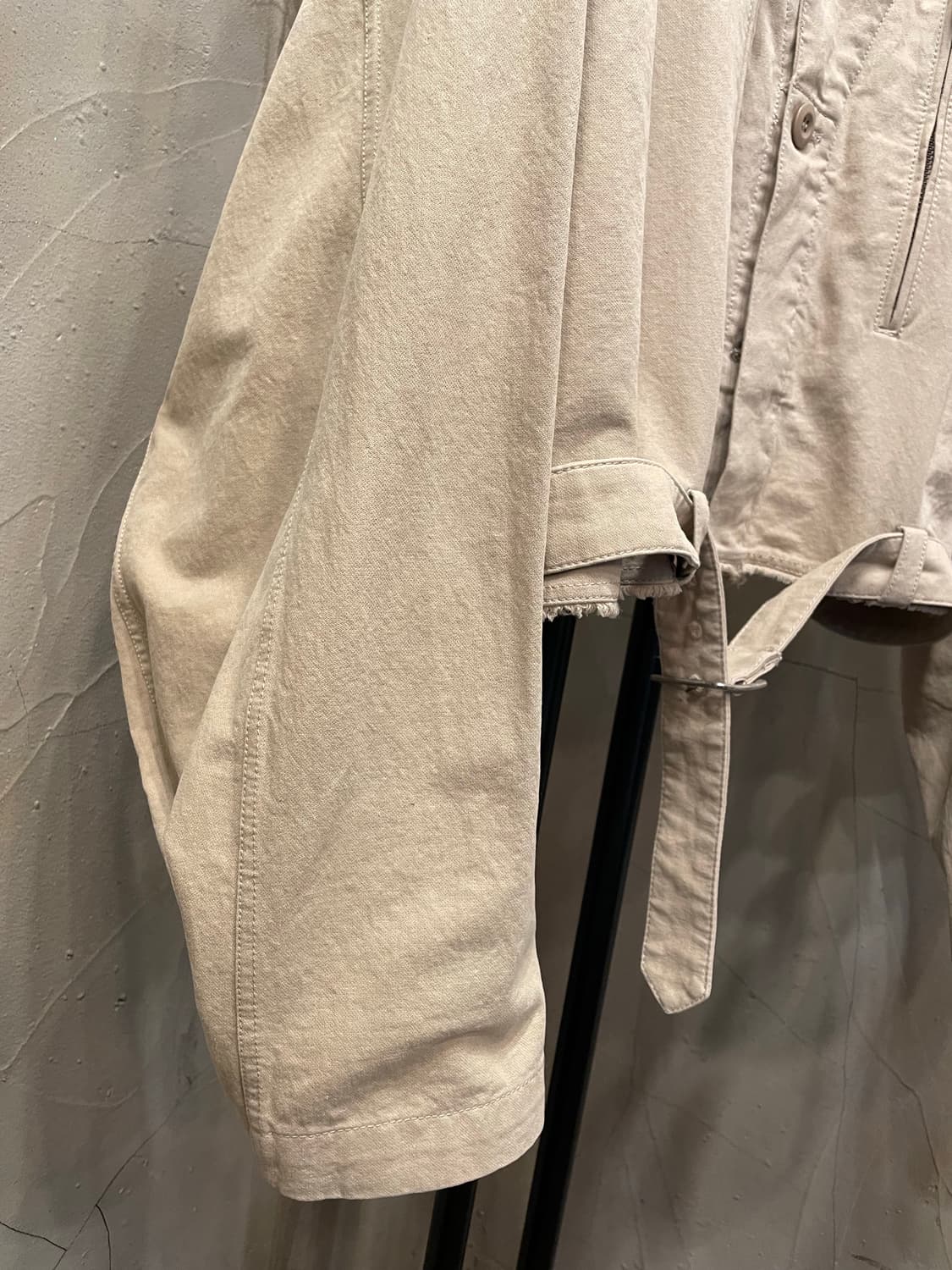 AMERI 아메리 그래피티 트렌치 숏 오버사이즈드 자켓 점퍼 66 상품이미지9