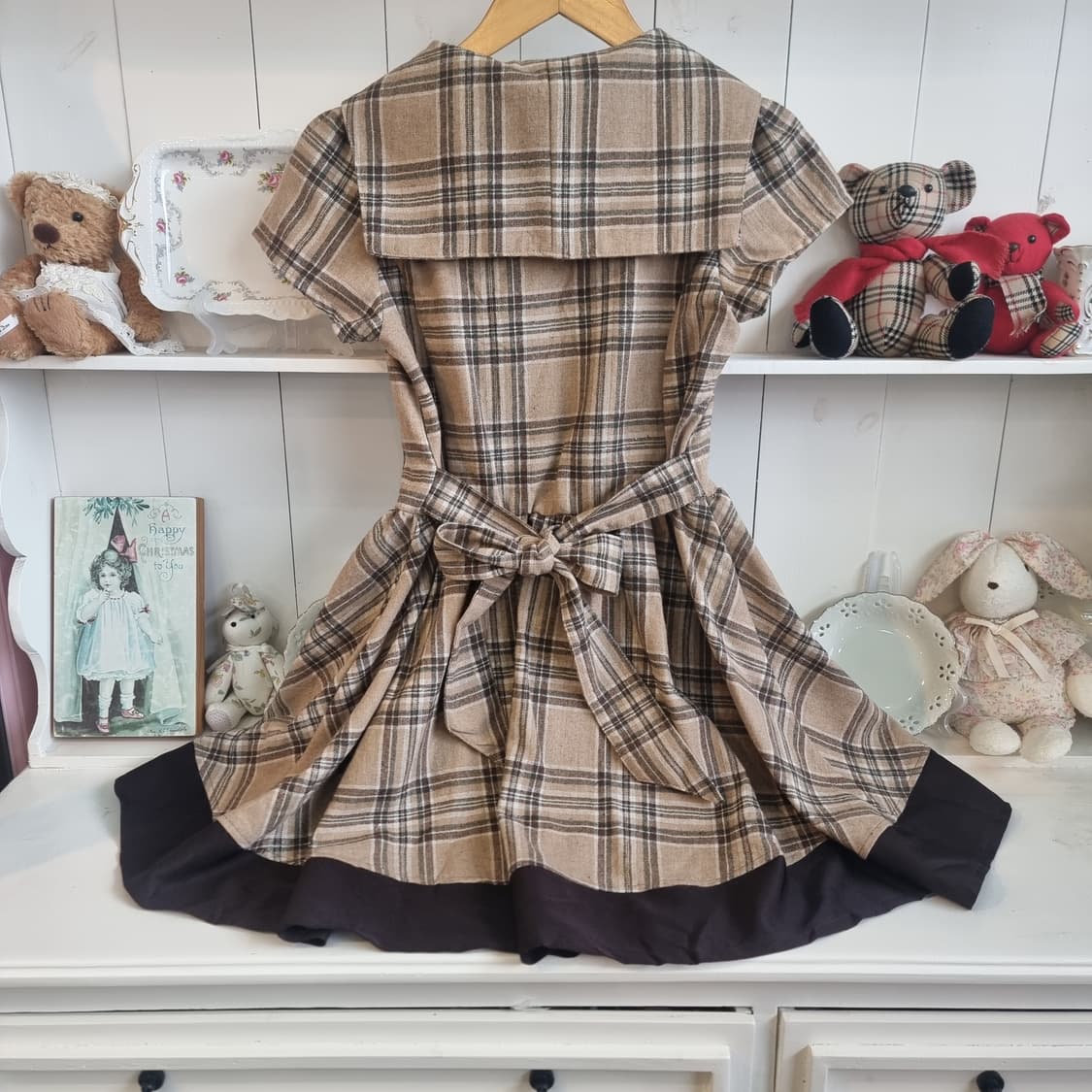 Tralala(트랄라라) 빈티지 체크 레이스카라 플레어 원피스 상품이미지4