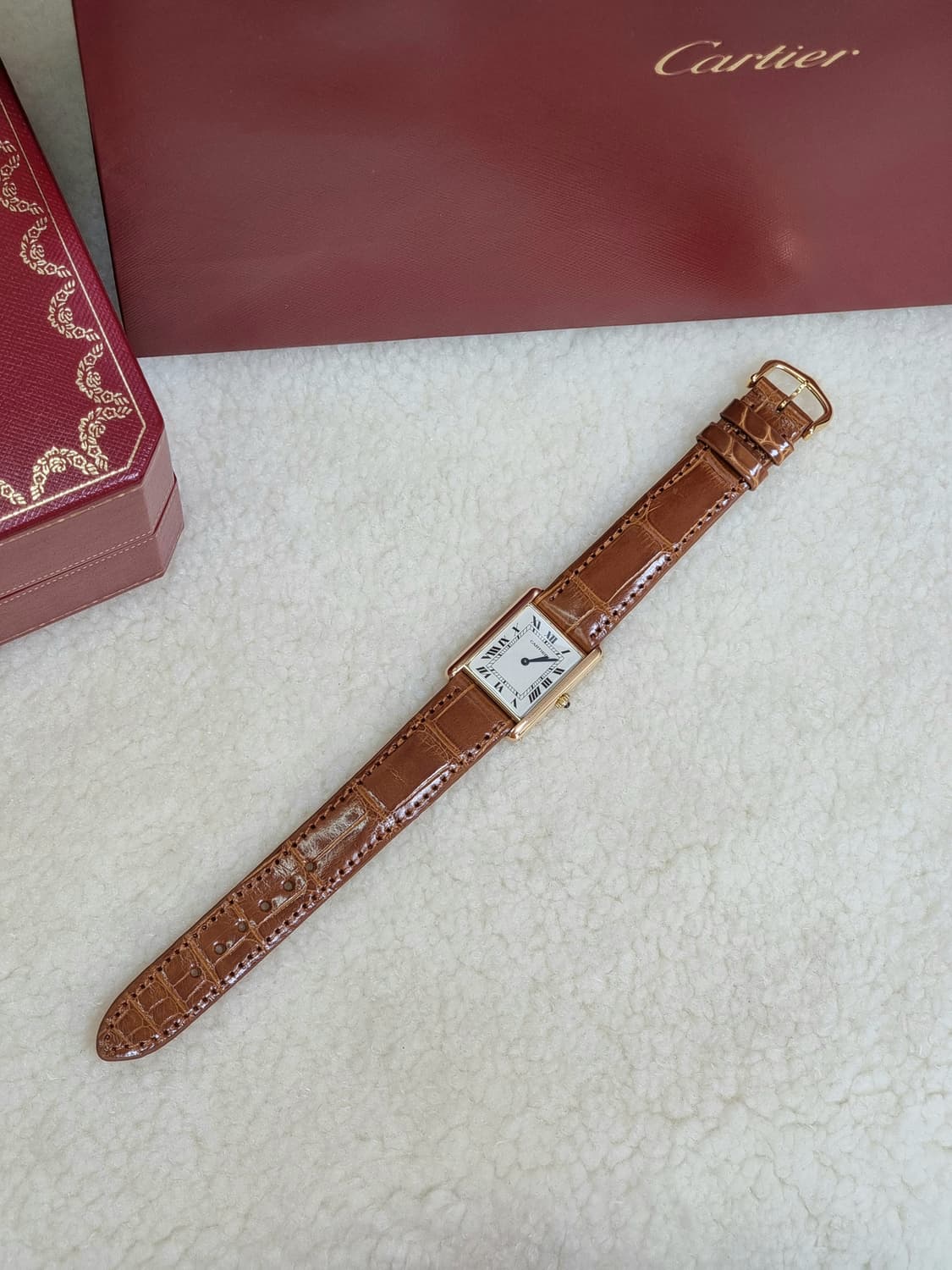 까르띠에 루이탱크 18K 골드 금통 L 라지 핀버클 시계 (남녀 공용) 상품이미지7