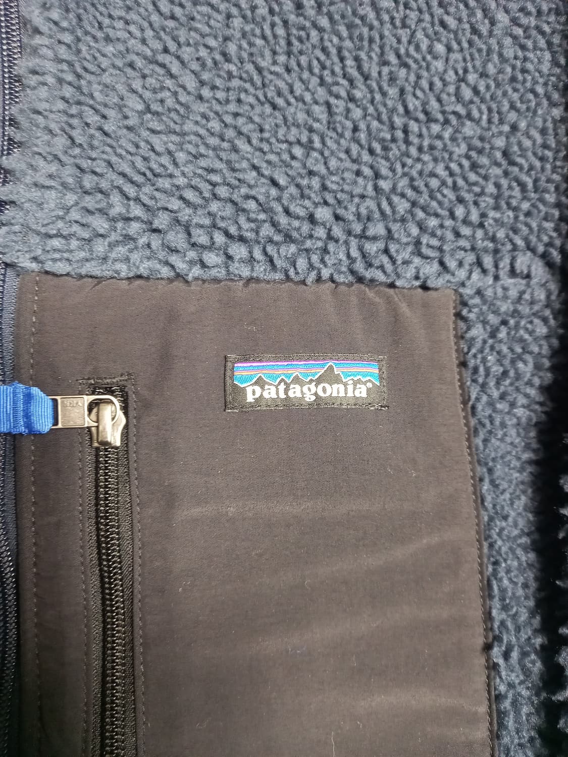 파타고니아  레트로 플리스 네이비  xs 상품이미지2