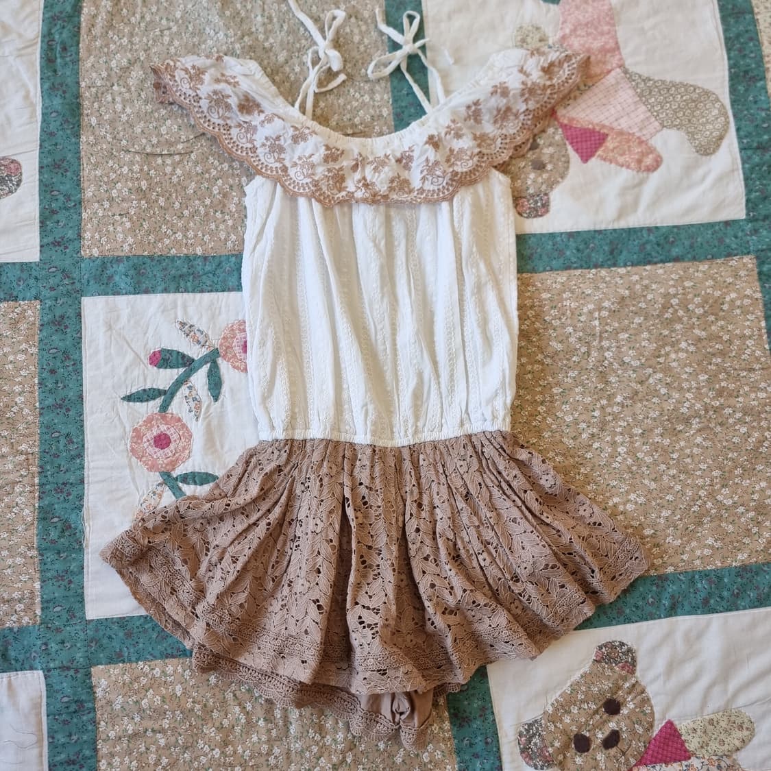 Liz Lisa(리즈리사) 빈티지 레이스 프릴 점프수트 상품이미지5