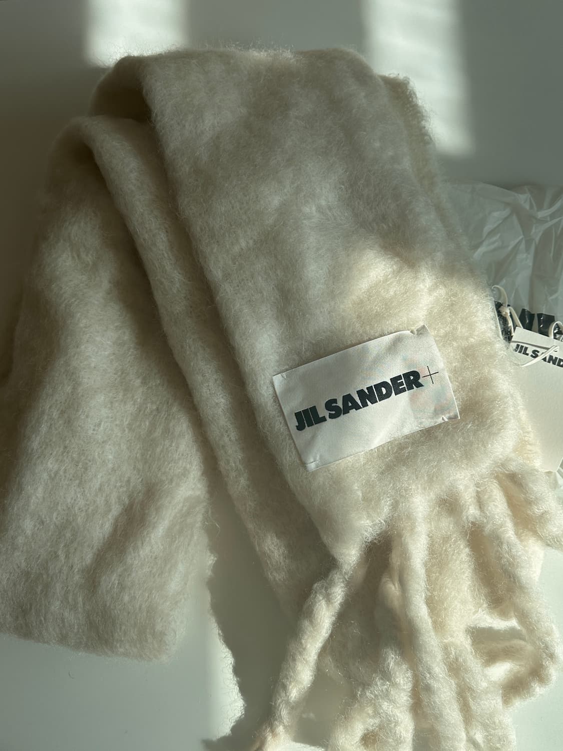 질샌더 모헤어 머플러 J40TE0118J40041100 상품이미지1