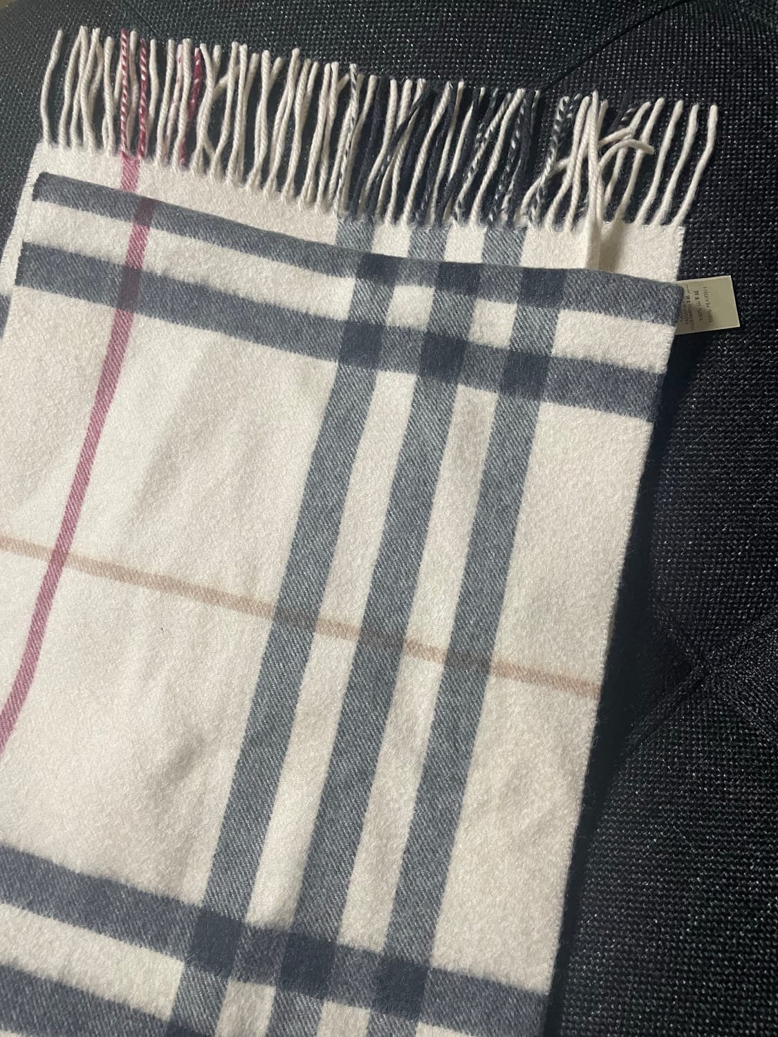 버버리 캐시미어 머플러 상품이미지3