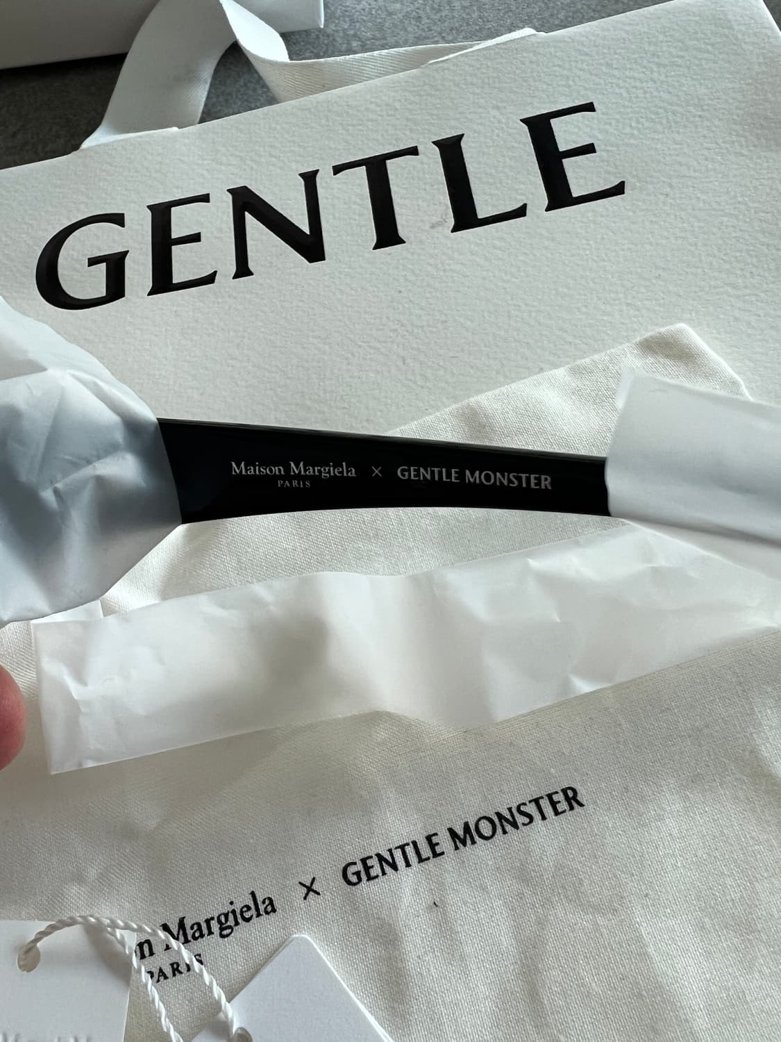 새상품) 젠틀몬스터 x 마르지엘라 MM105 선글라스 상품이미지4