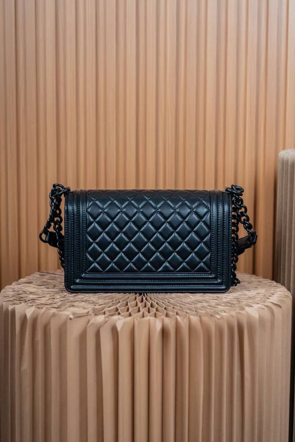 샤넬 보이 샤넬 플랩백(Chanel Boy Chanel Flap Bag) 상품이미지9