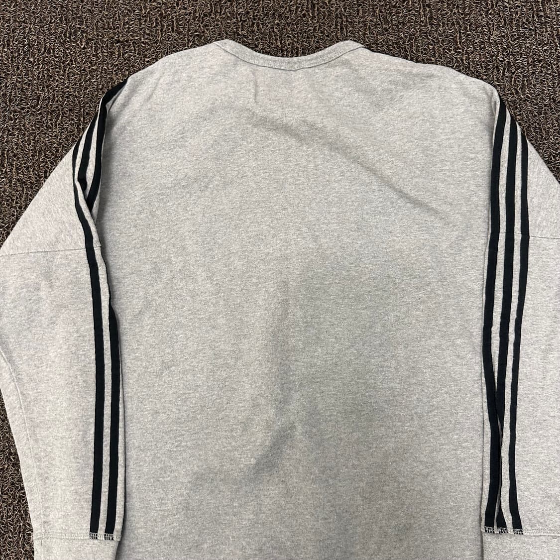 아디다스 맨투맨 그레이 100(L) 상품이미지7