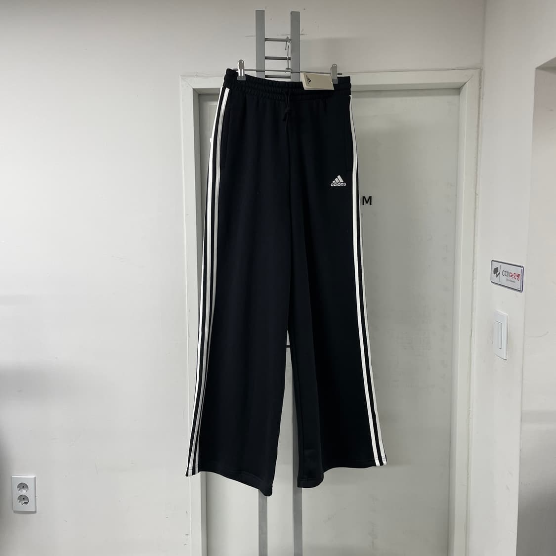 아디다스 트레이닝 와이드 팬츠 새상품 S(W) 상품이미지1