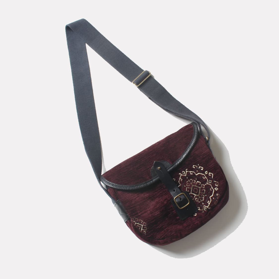 니들스 크로스백_2651 상품이미지2