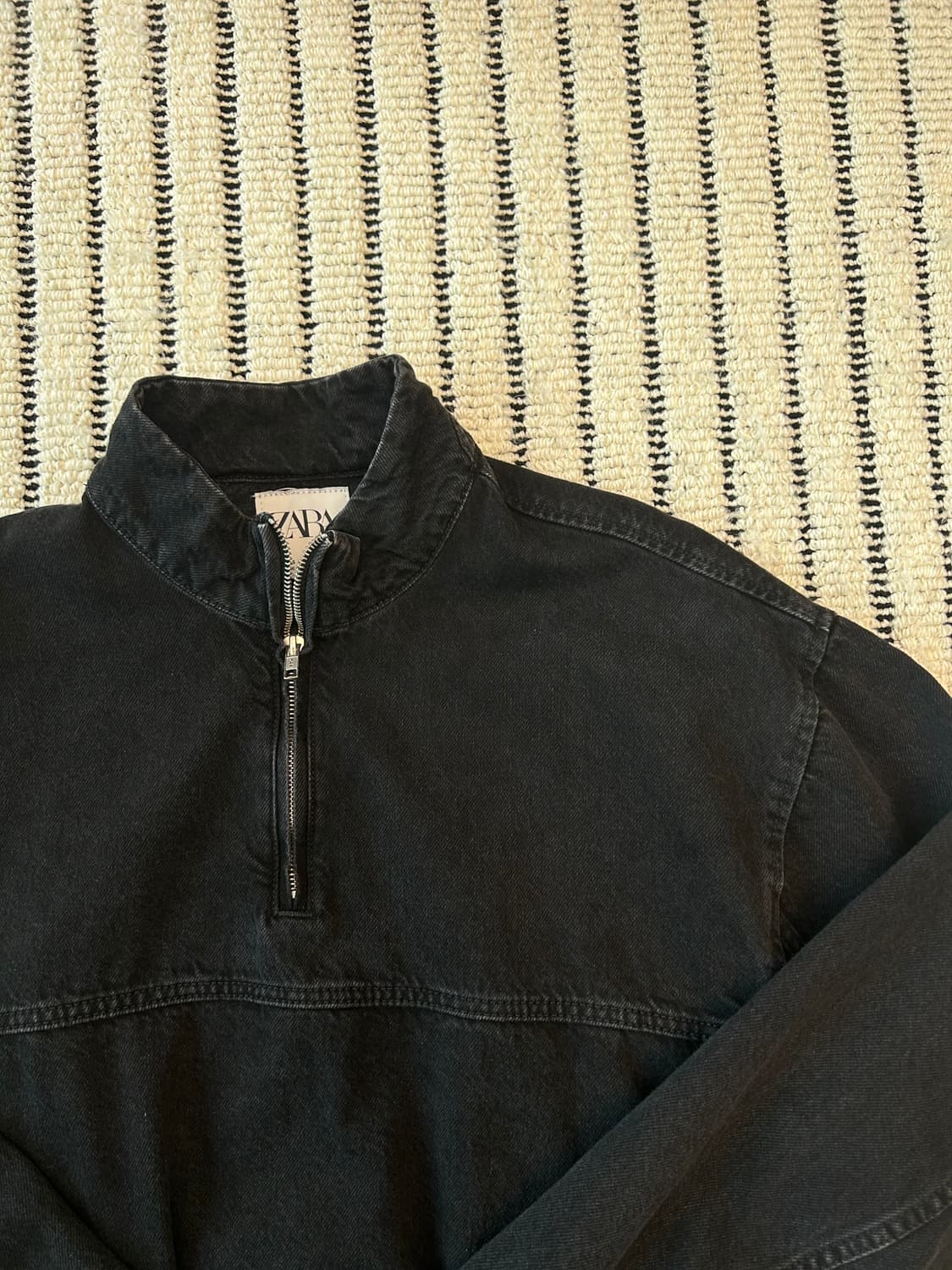 자라(zara) 흑청 데님 오버롤 상품이미지2