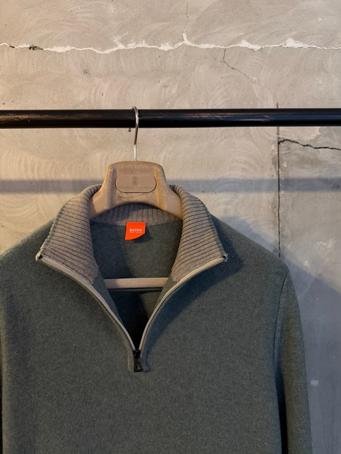 휴고보스 램스울 짚업 니트 100~105 상품이미지4