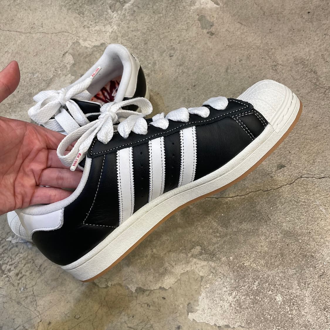  아디다스 x KoRn 슈퍼스타 상품이미지4