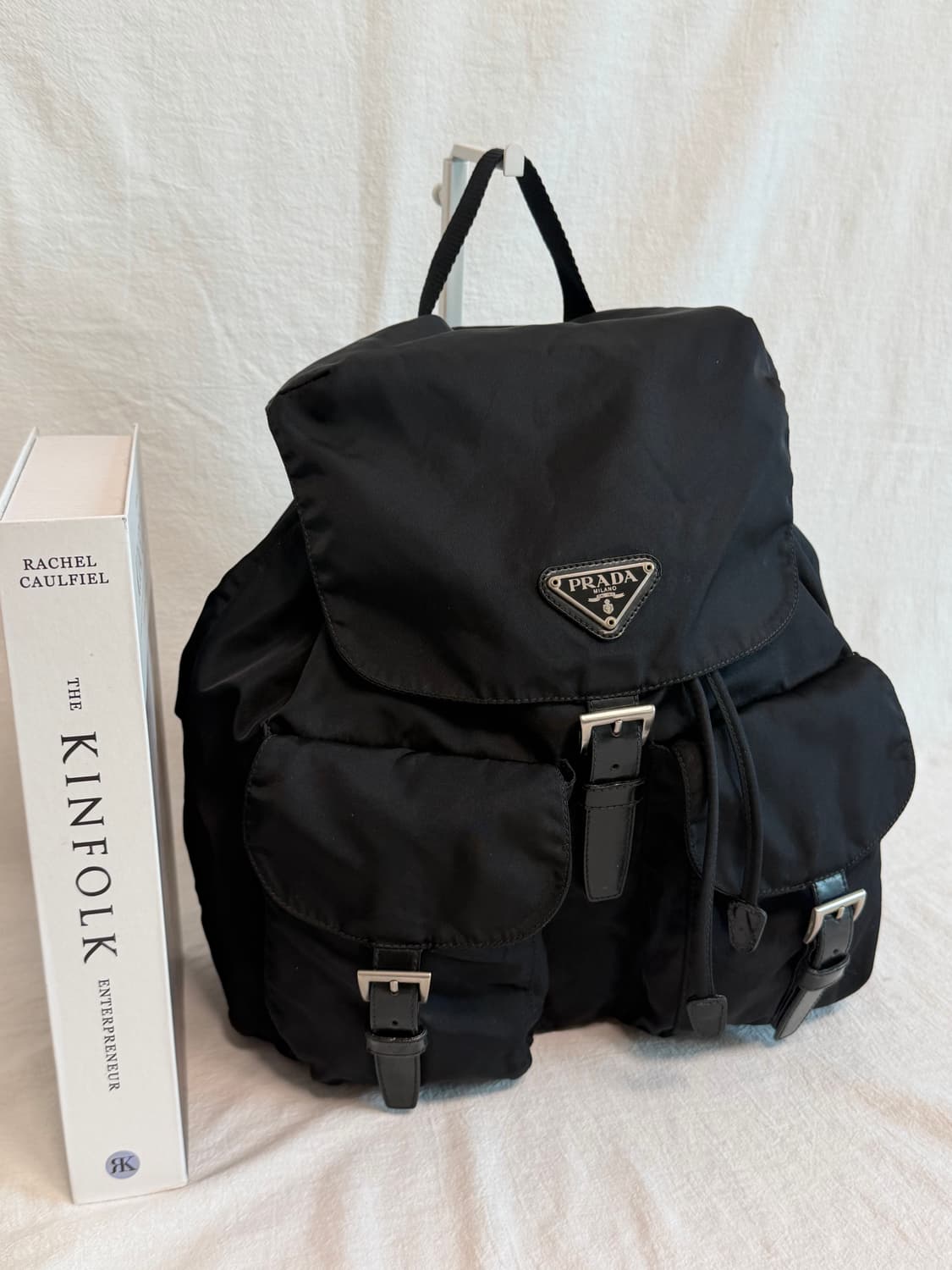 정품 프라다 나일론 투포켓 백팩 블랙 미디움 상품이미지8