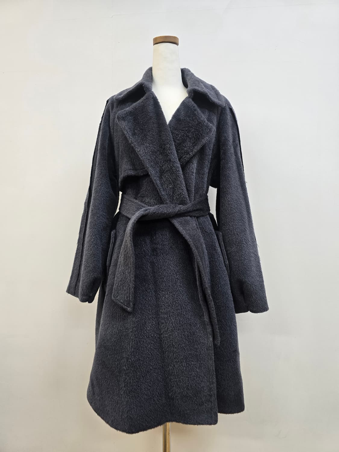 한섬 타임 양모100%(라마50%) 벨티드 코트 상품이미지1