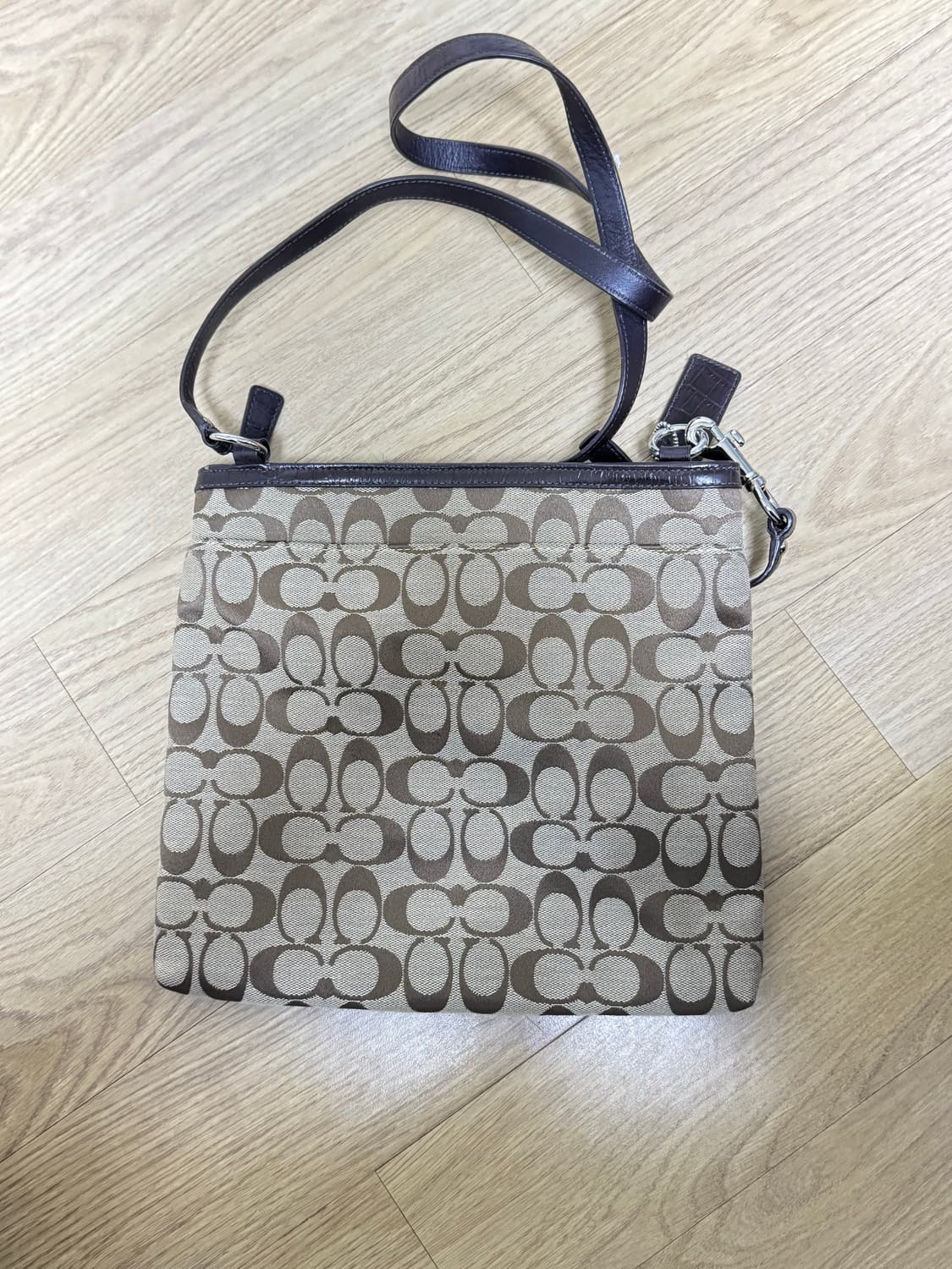 coach 코치 시그니처 캔버스 크로스백 상품이미지3