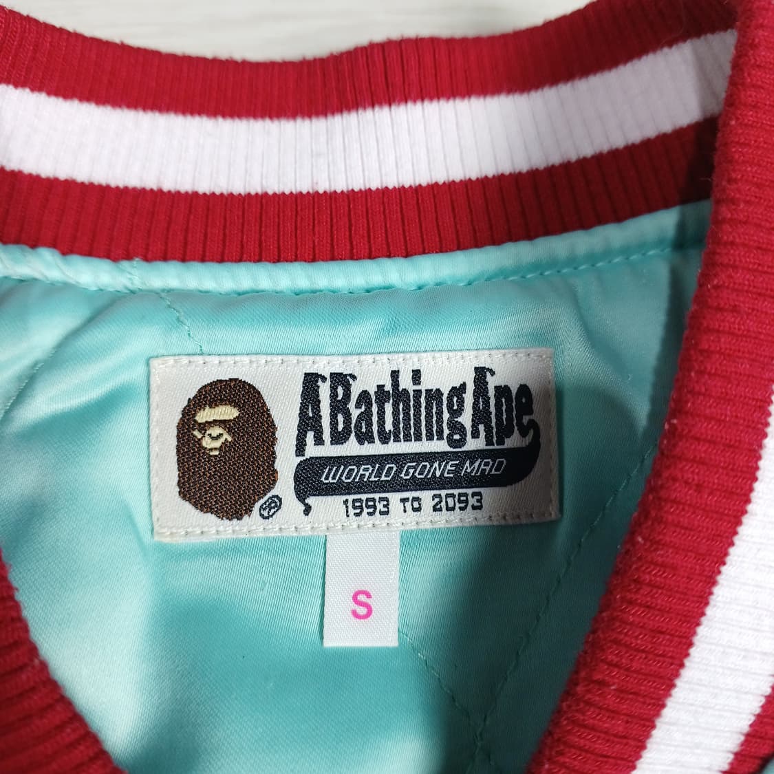 베이프 스팽글 바시티 봄버자켓 S 상품이미지5