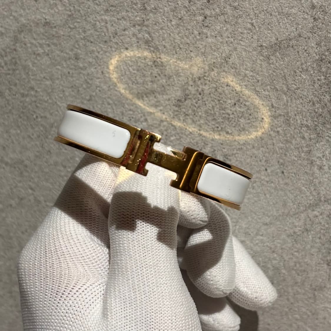 A PM사이즈 에르메스 클릭아슈 팔찌 화이트&골드 상품이미지1