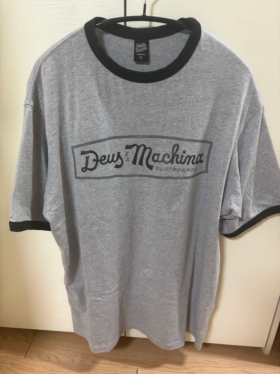 데우스 엑스 마키나 링거티 L 상품이미지1