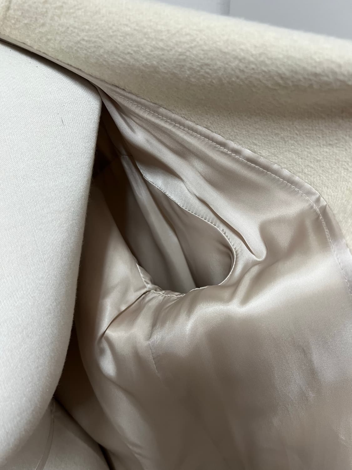 TIME 핸드메이드 아이보리 롱 코트 상품이미지9