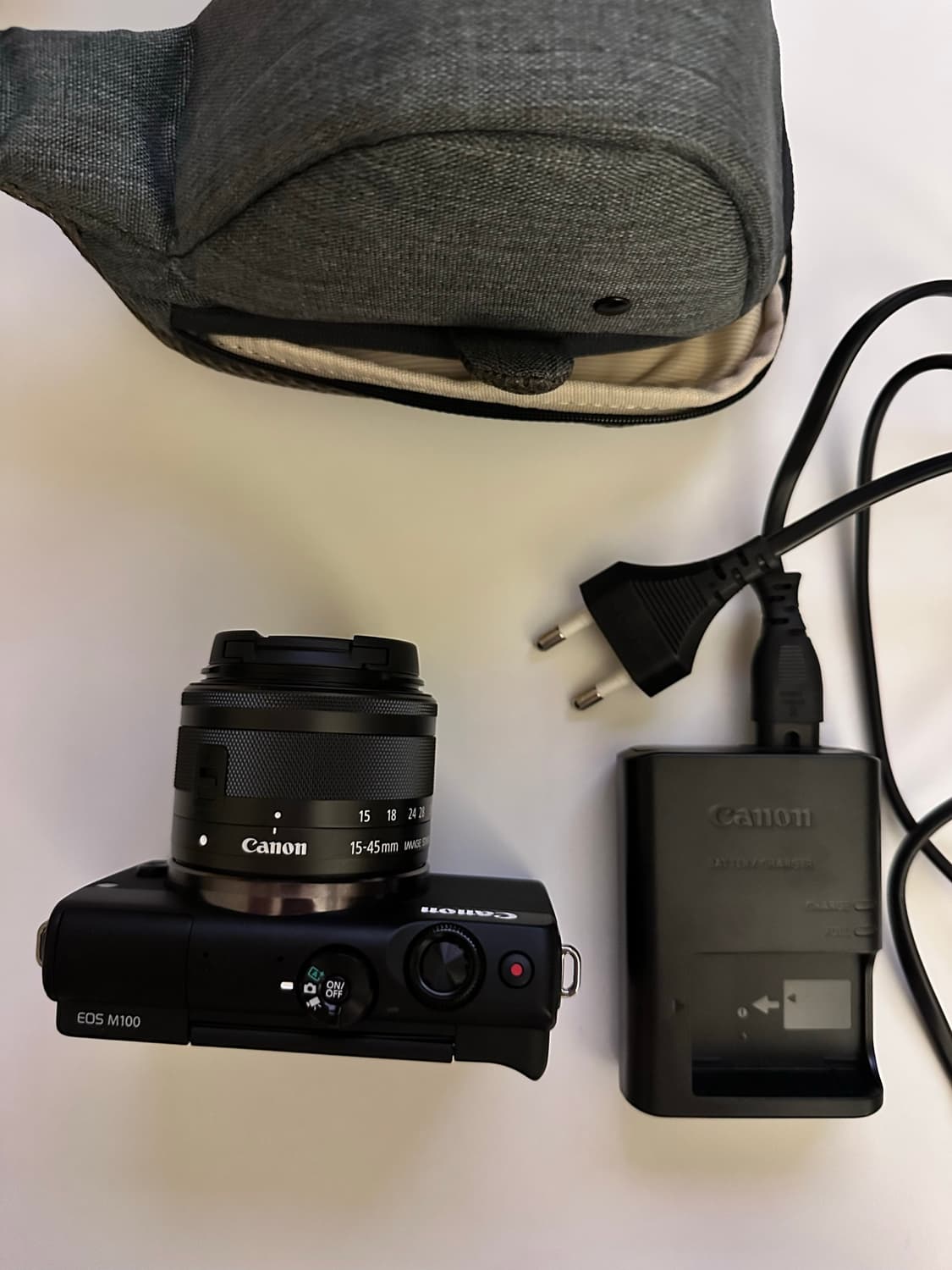 캐논 EOS M100 블랙 카메라 상품이미지1
