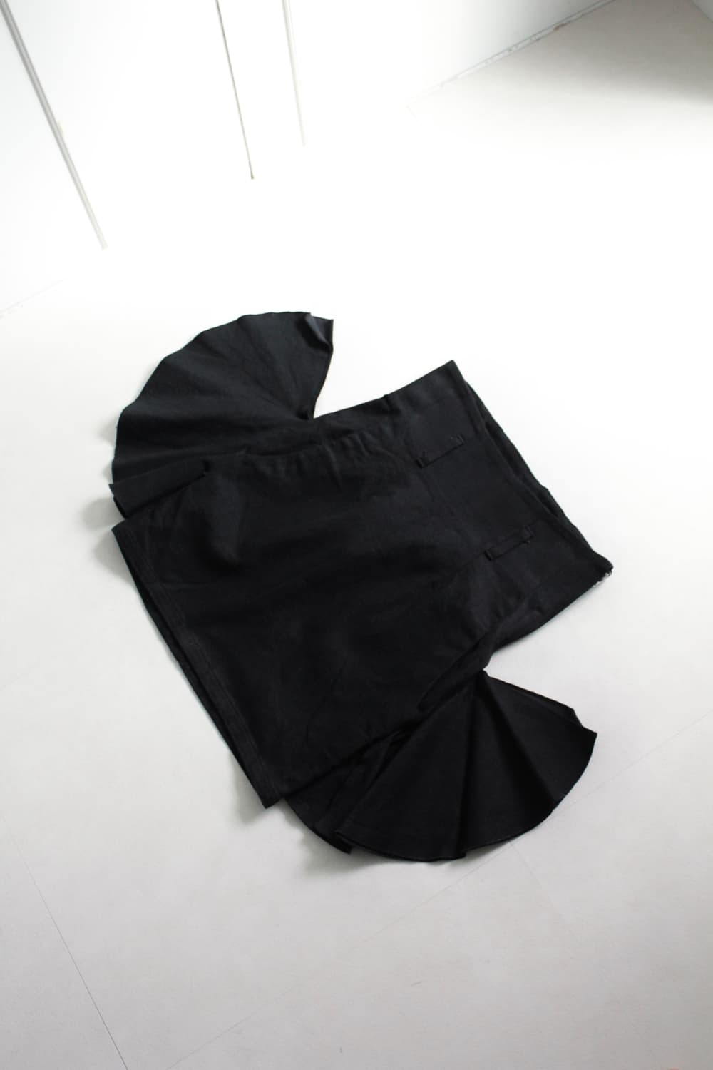 Facetasm 2014 ss side ruffles skirt 상품이미지1