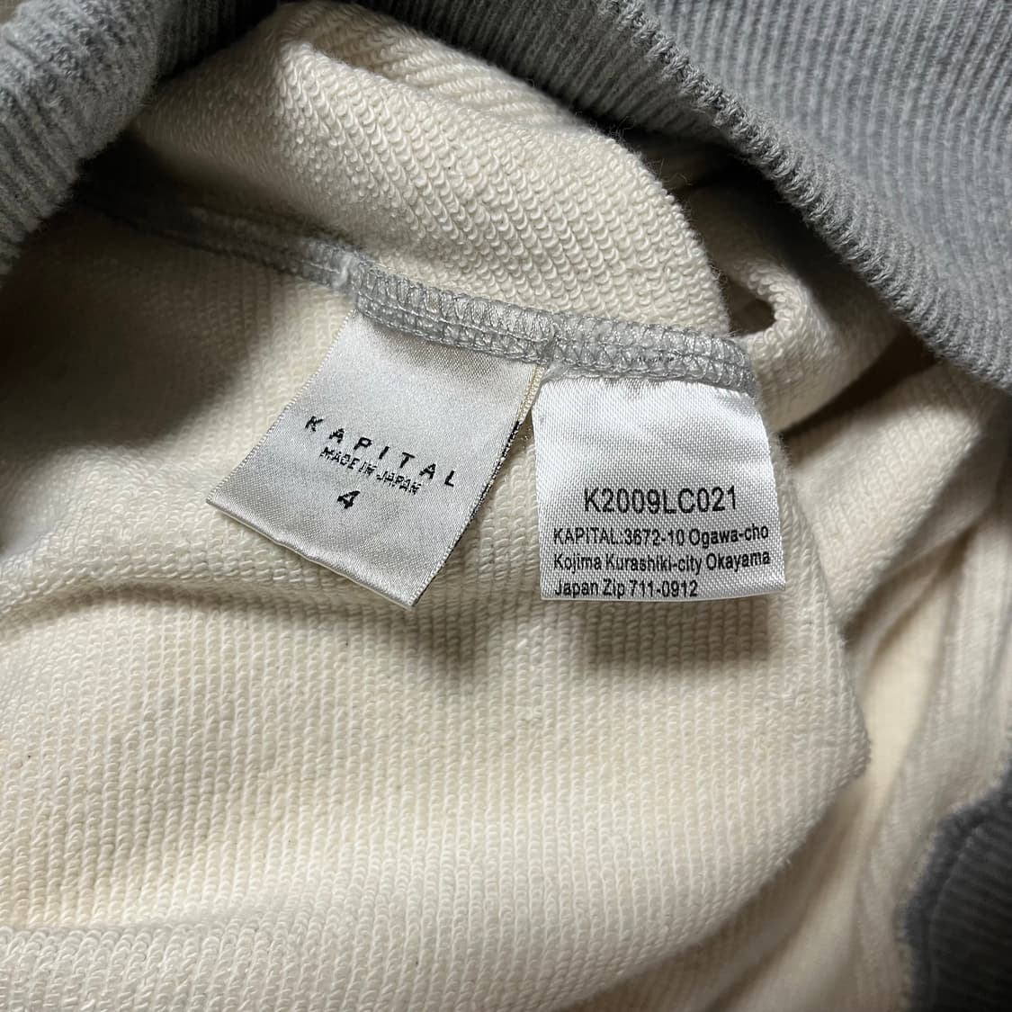 캐피탈 피아노 스테이트 맨투맨 키나리 상품이미지4