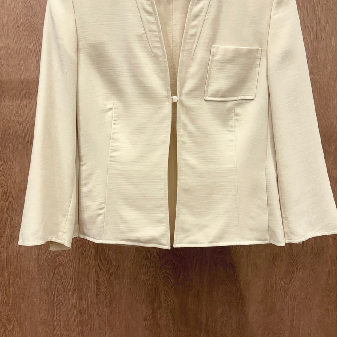 아크리스 노카라 싱글 자켓 프론트 히든 버튼 클로징 포켓 디테일 아이보리 상품이미지5