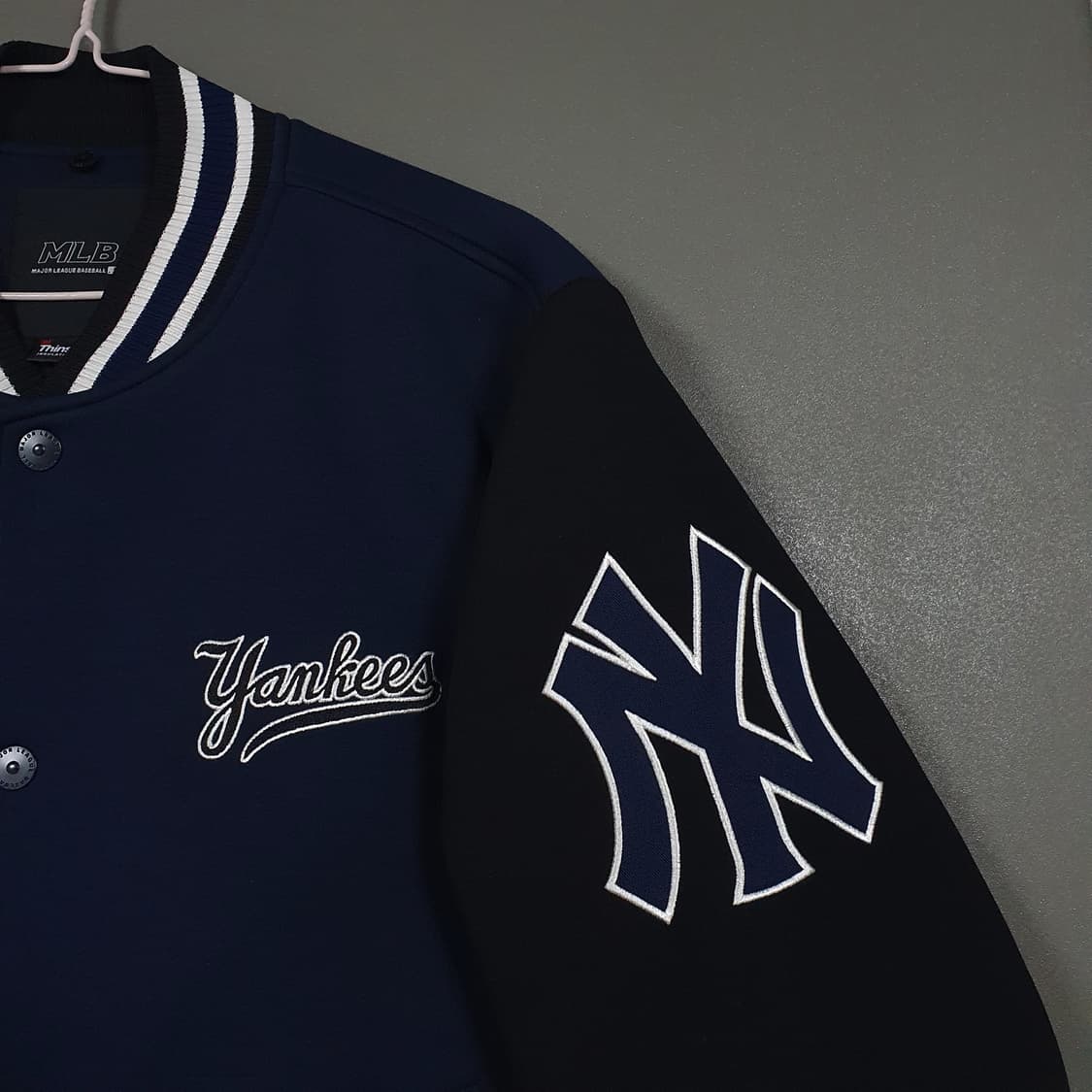 XL) MLB 신형 뉴욕양키즈 신슐레이트 패딩 바시티 스타디움 자켓 상품이미지4