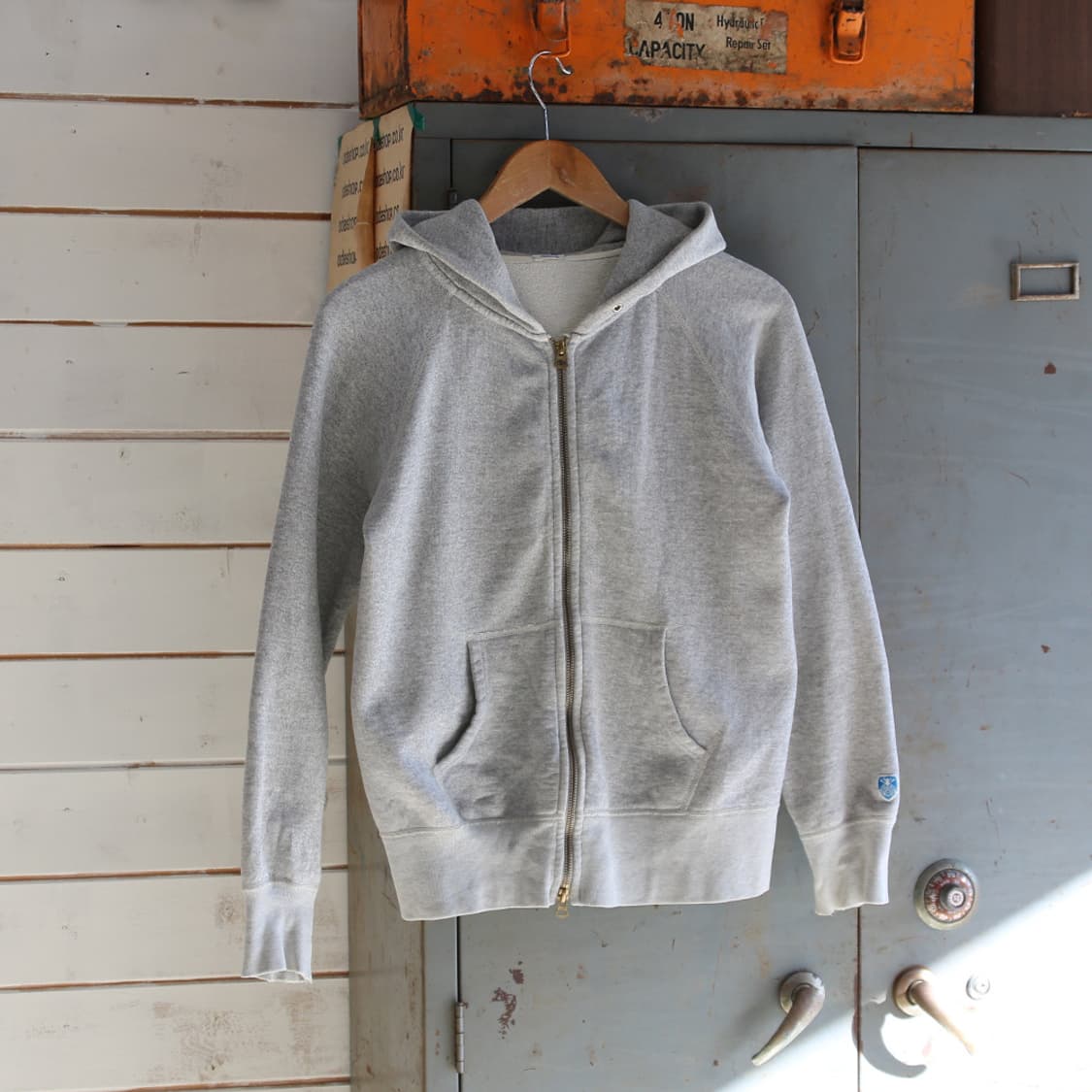 (착용컷) ORCIVAL 스웻 후드 집업 (남성용 90-93) 상품이미지3