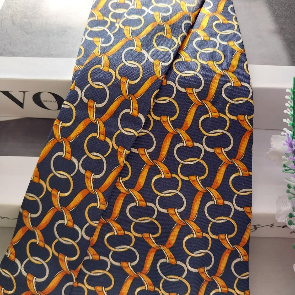 란셀 실크 네이비 체인 패턴 넥타이 9.9cm A+등급 K1383
 상품이미지4