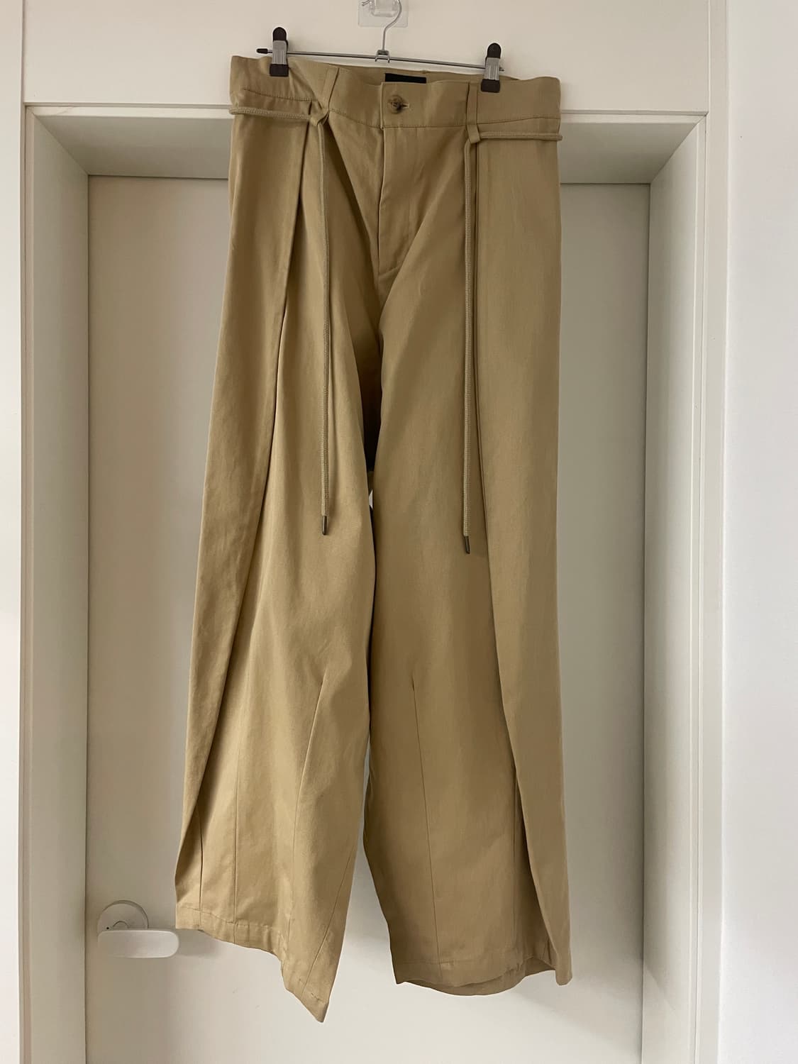 Ajobyajo 아조바이아조 와이드치노 상품이미지1