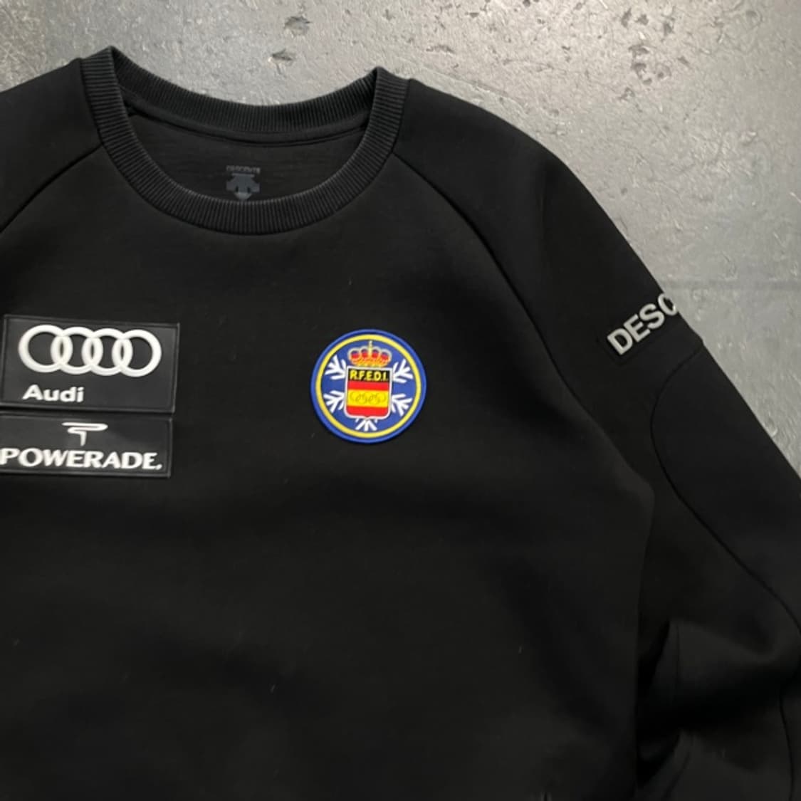 100 데상트 아우디 맨투맨 상품이미지2