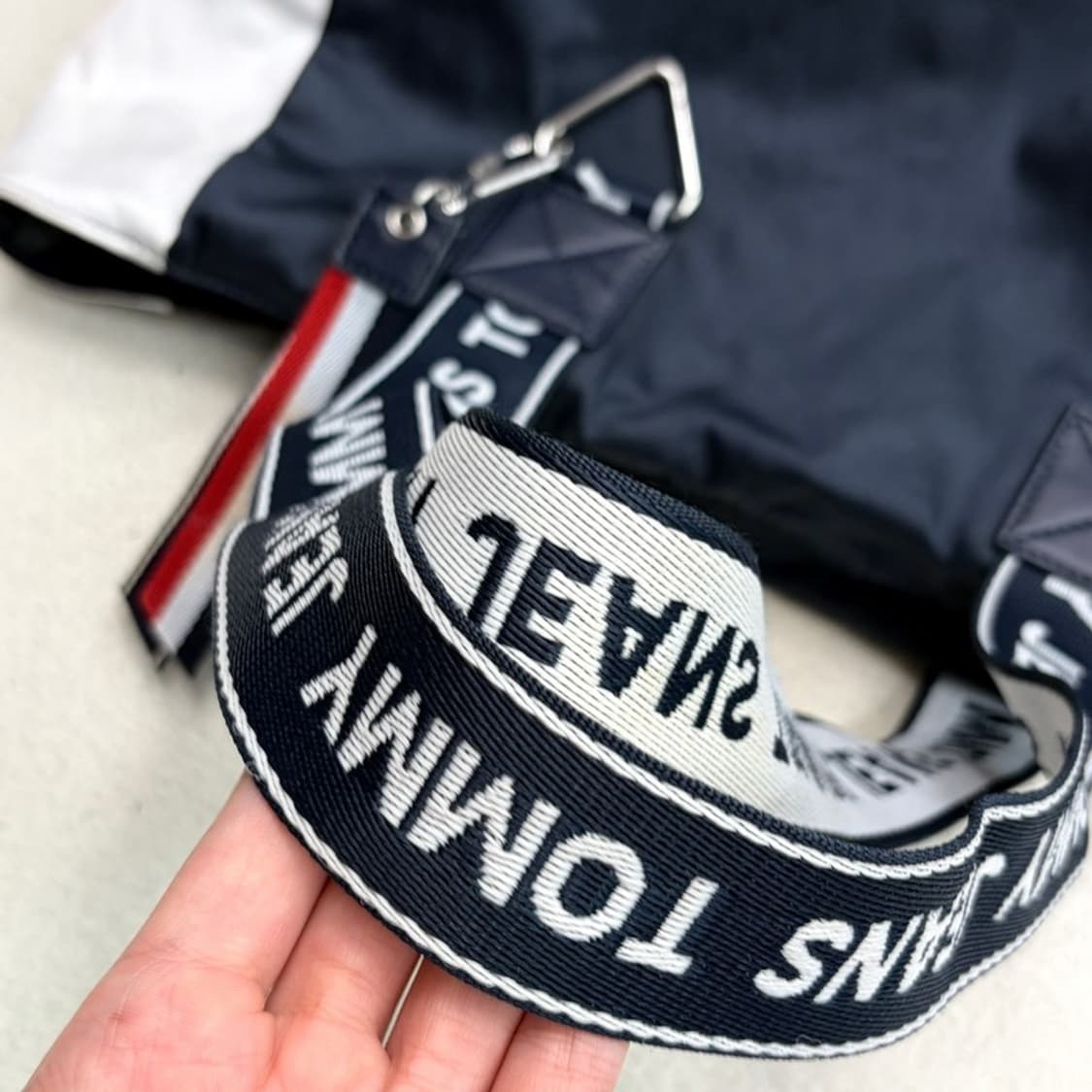 TOMMY JEANS 빅 토트백 상품이미지3