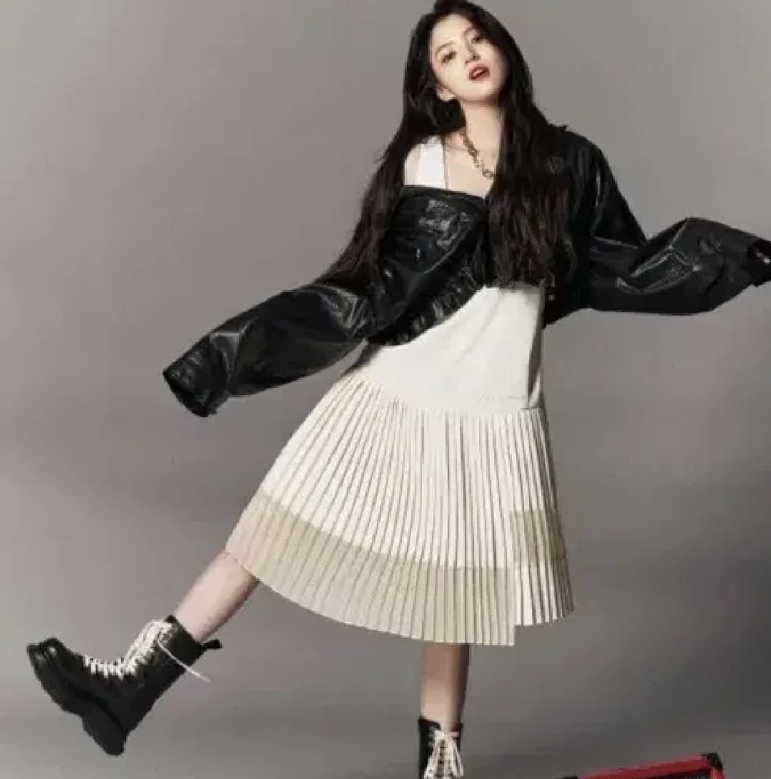 럭키슈에뜨 LUCKY CHOUETTE 레이어드 플리츠 원피스 사이즈 36 상품이미지10