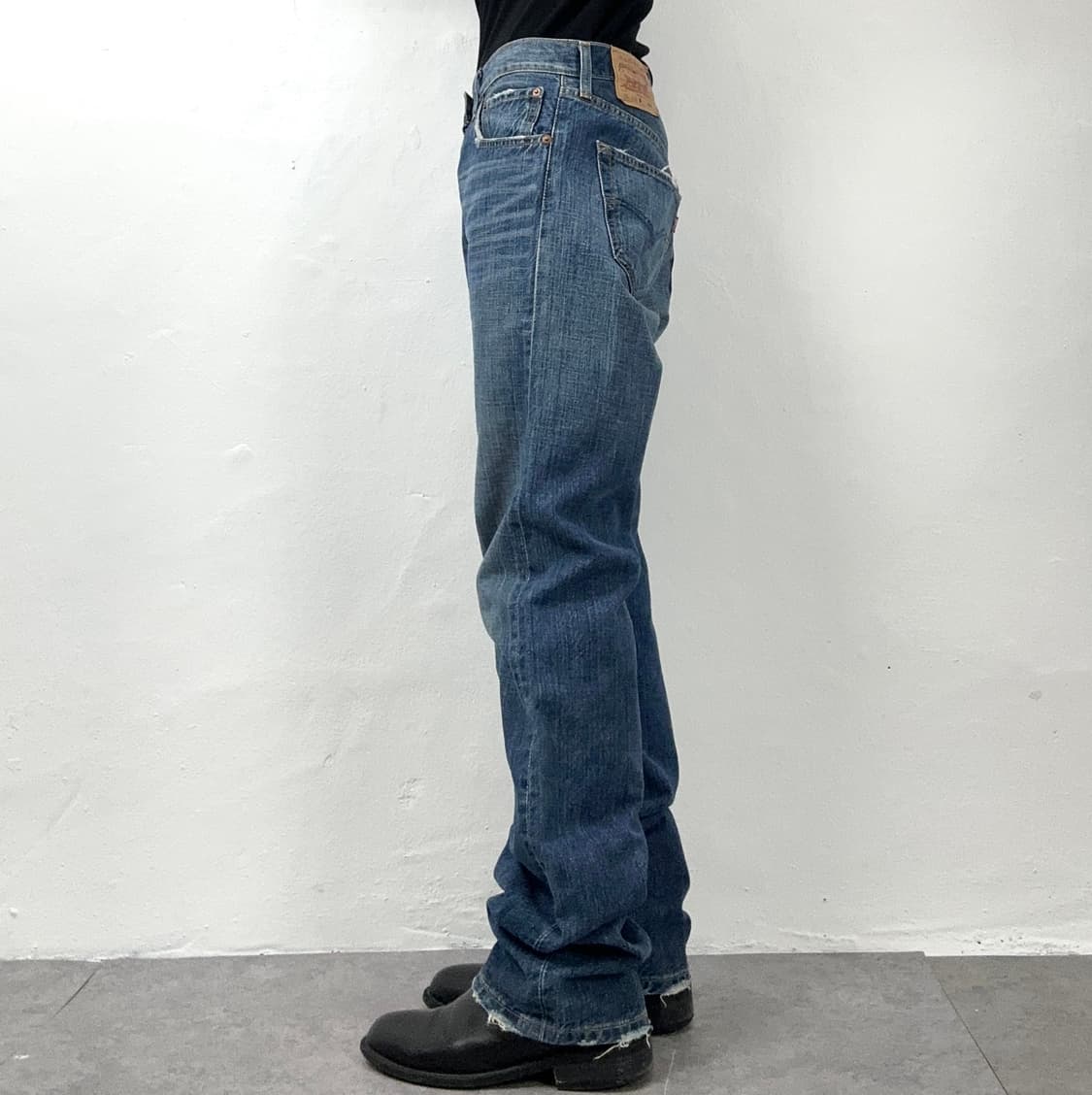 Levi’s 2000s 501 Irregular Denim Pants 상품이미지3