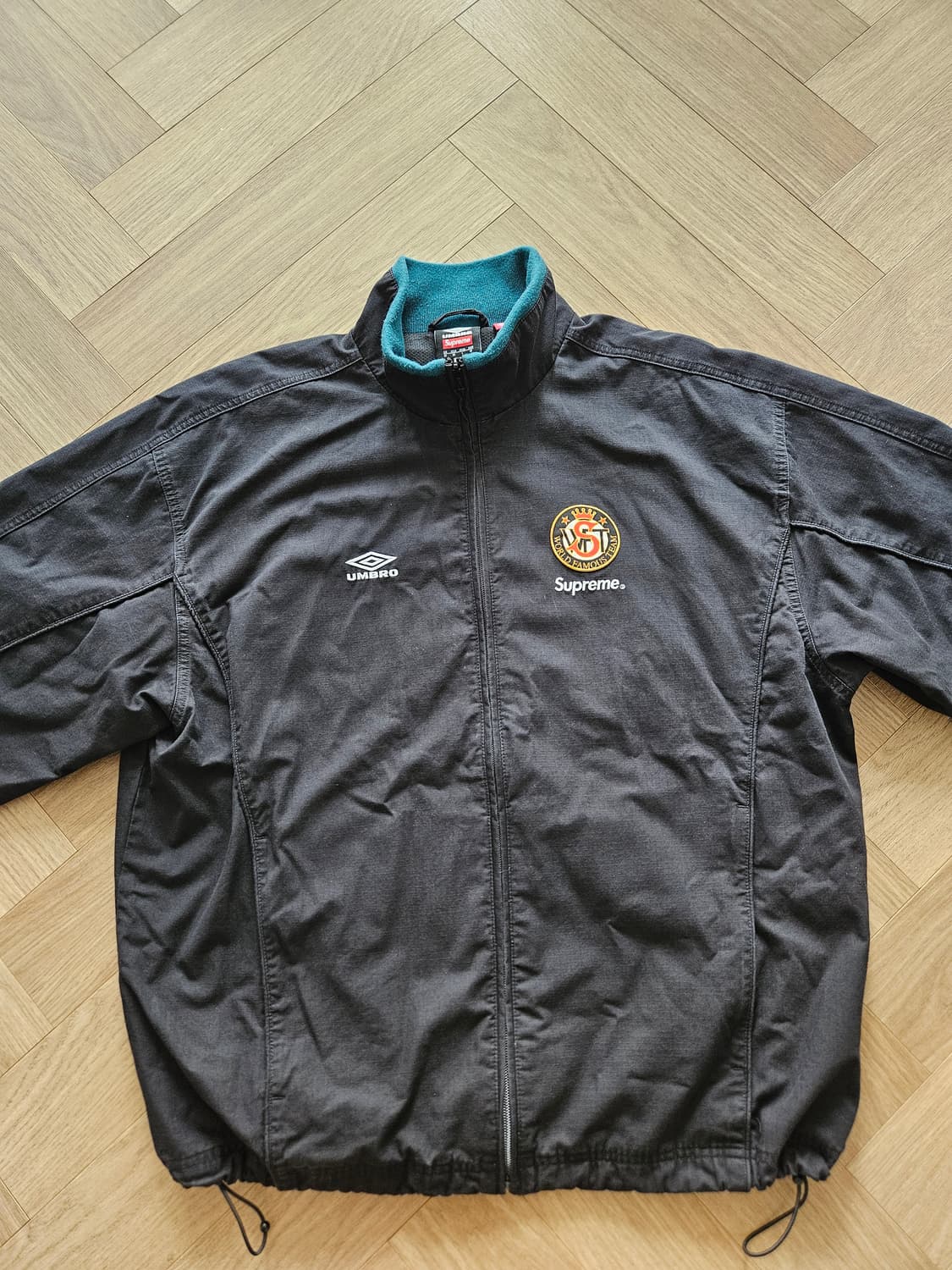 슈프림 x 엄브로 코튼 립스탑 트랙 자켓 블랙 M- 23FW 상품이미지1