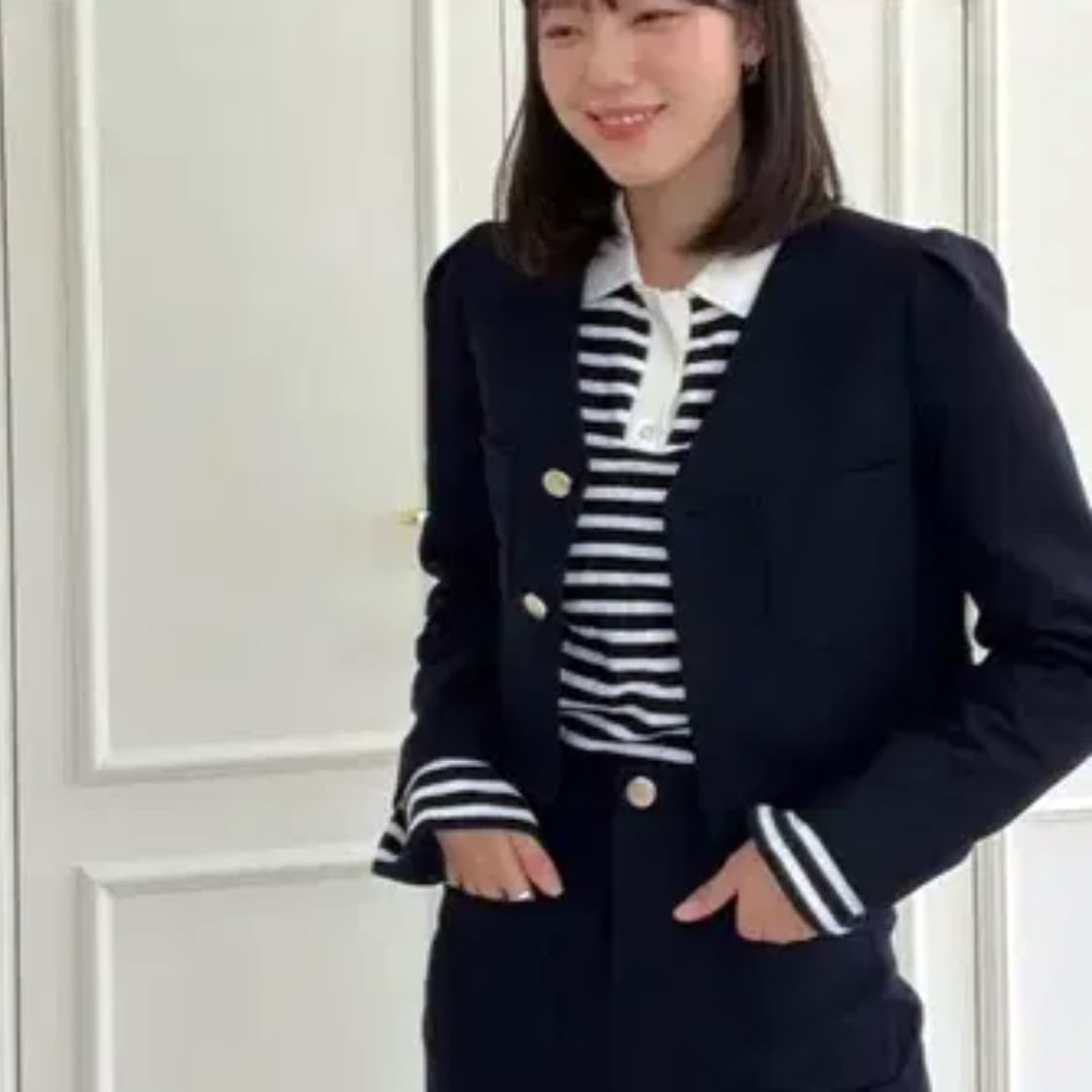 앳코너(at.corner) 트위드 V넥 2버튼 크롭자켓 55 상품이미지2