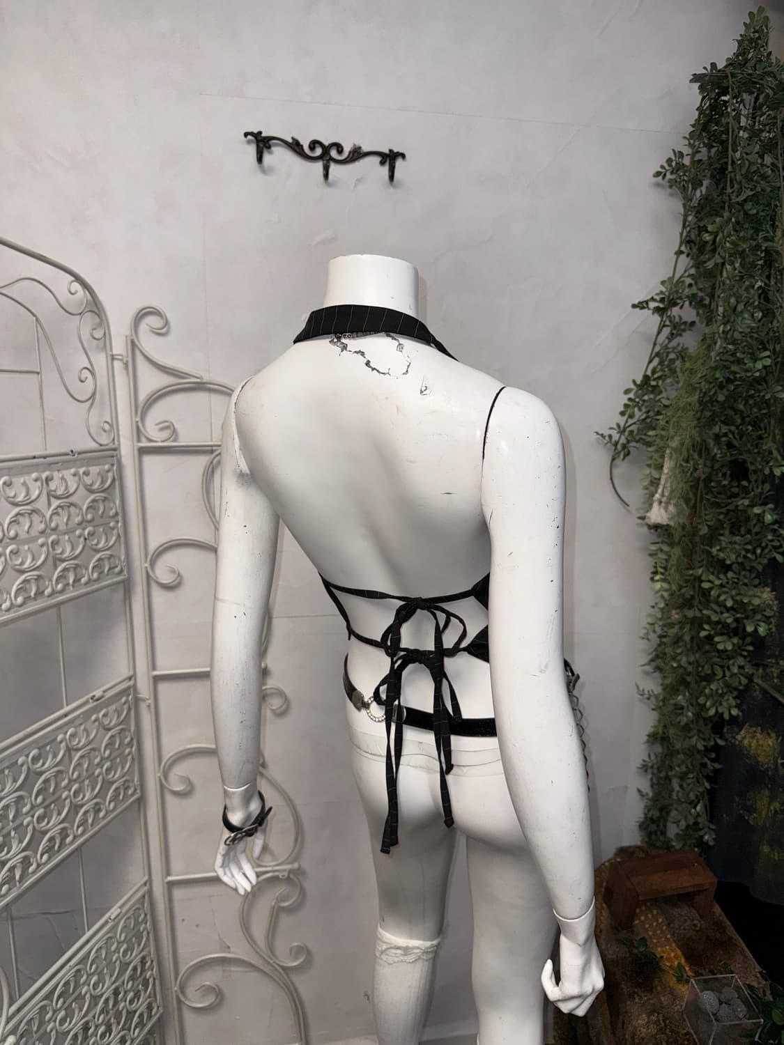 Black backless stripe shirring halter 나시 상품이미지4